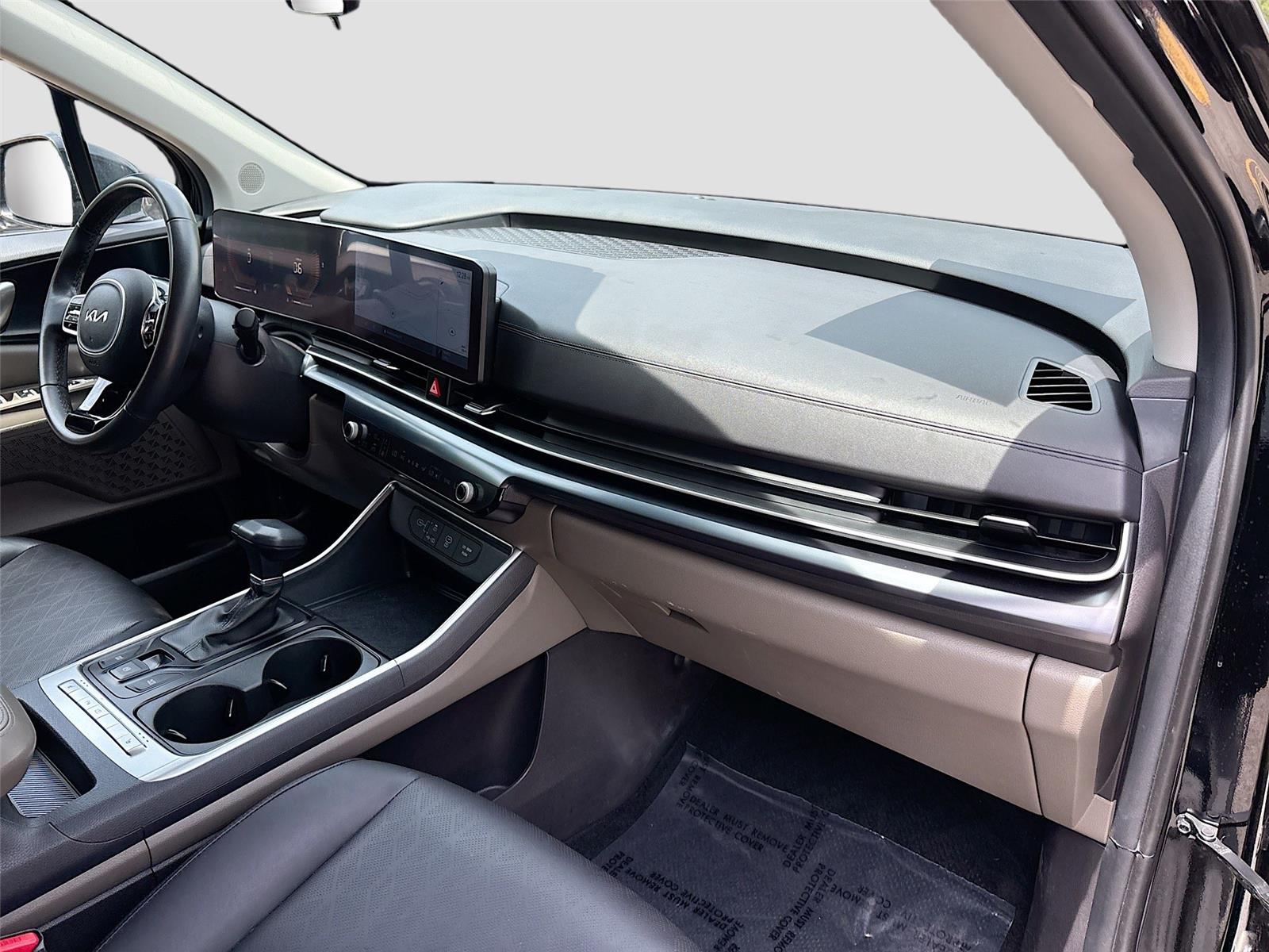 2025 Kia Carnival LXS