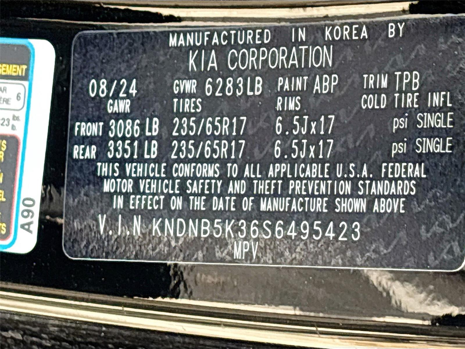 2025 Kia Carnival LXS