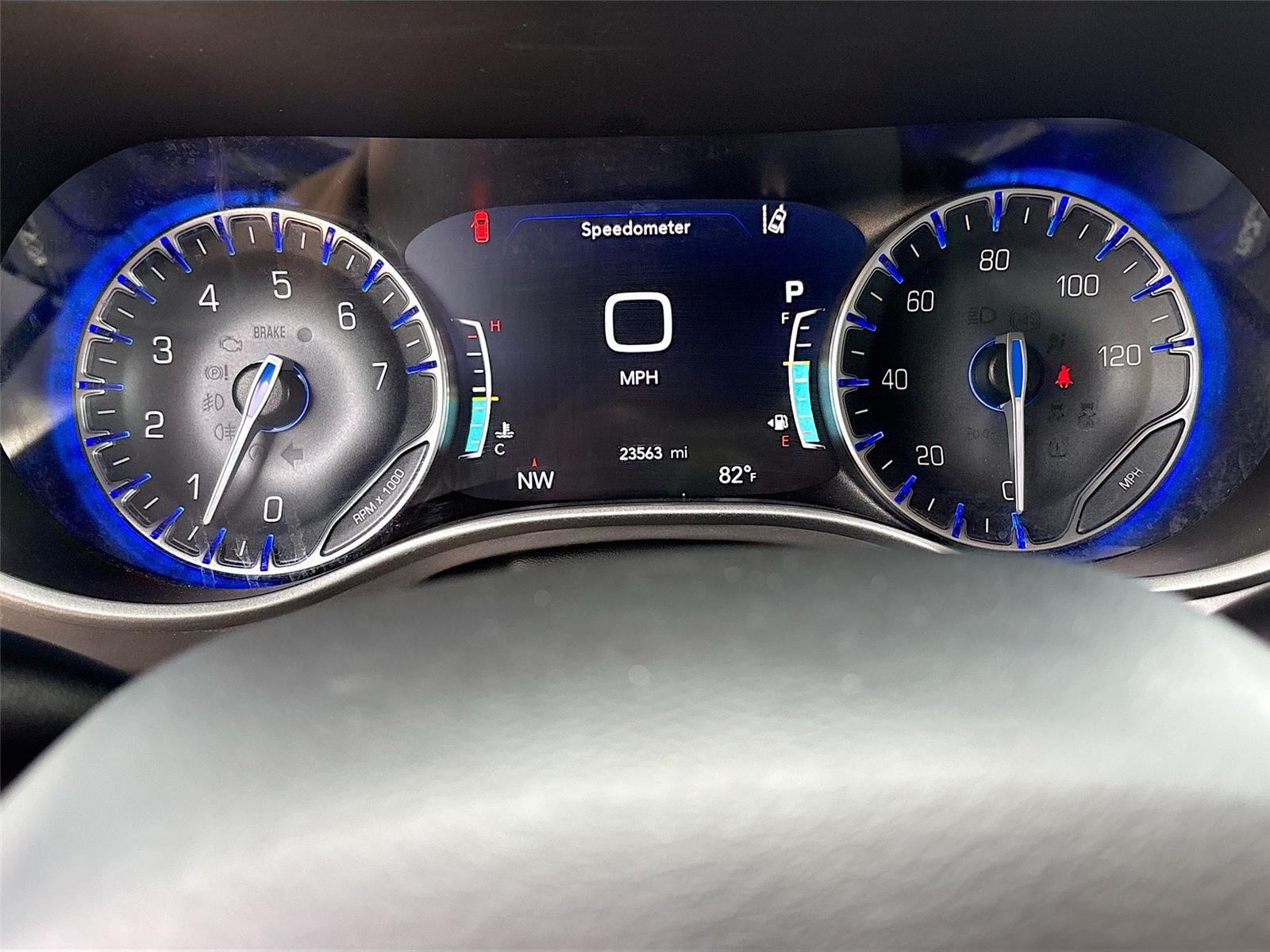 2025 Chrysler Pacifica Select