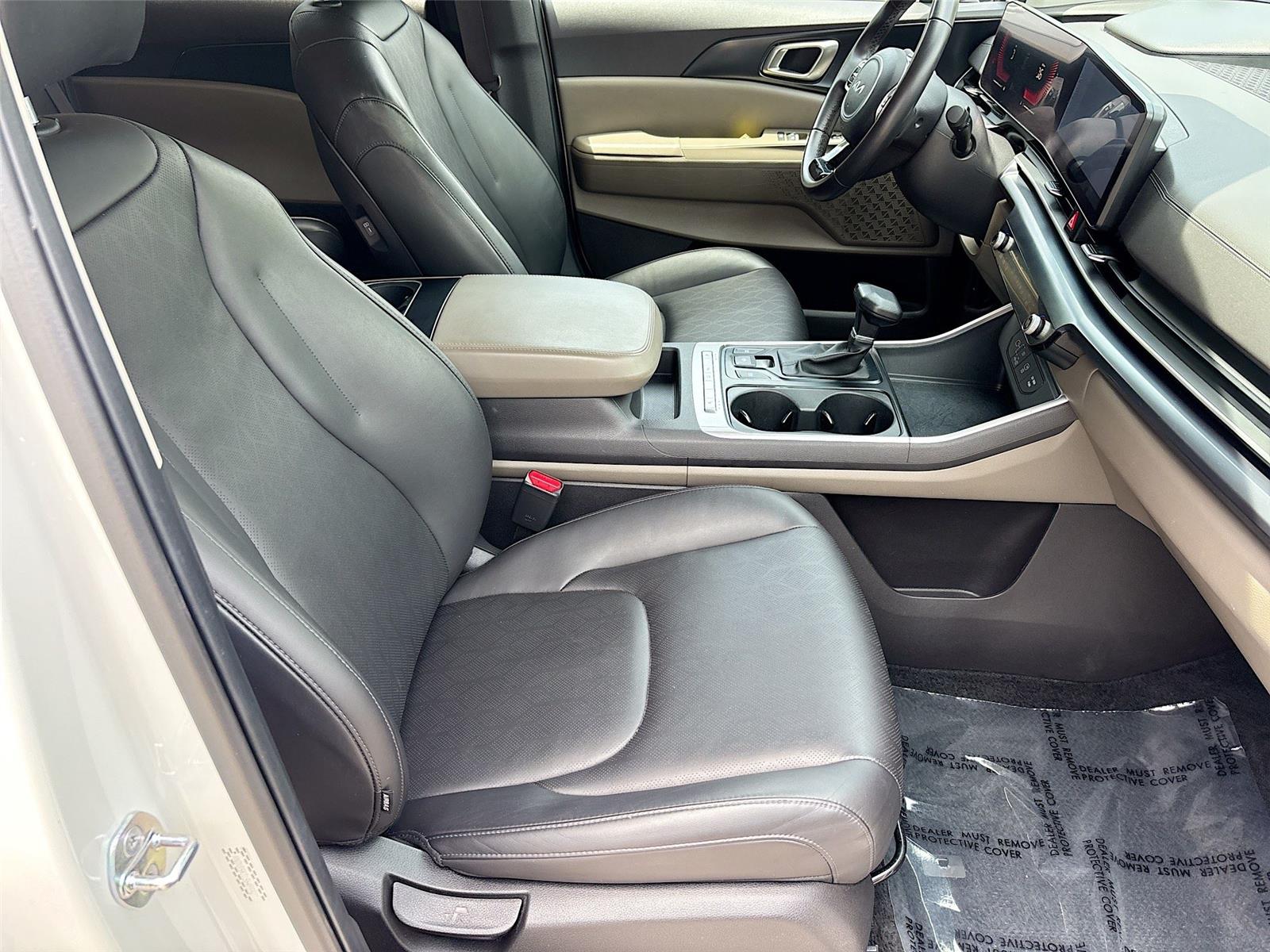 2025 Kia Carnival LXS