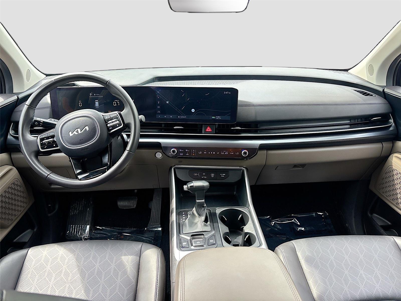 2025 Kia Carnival LXS
