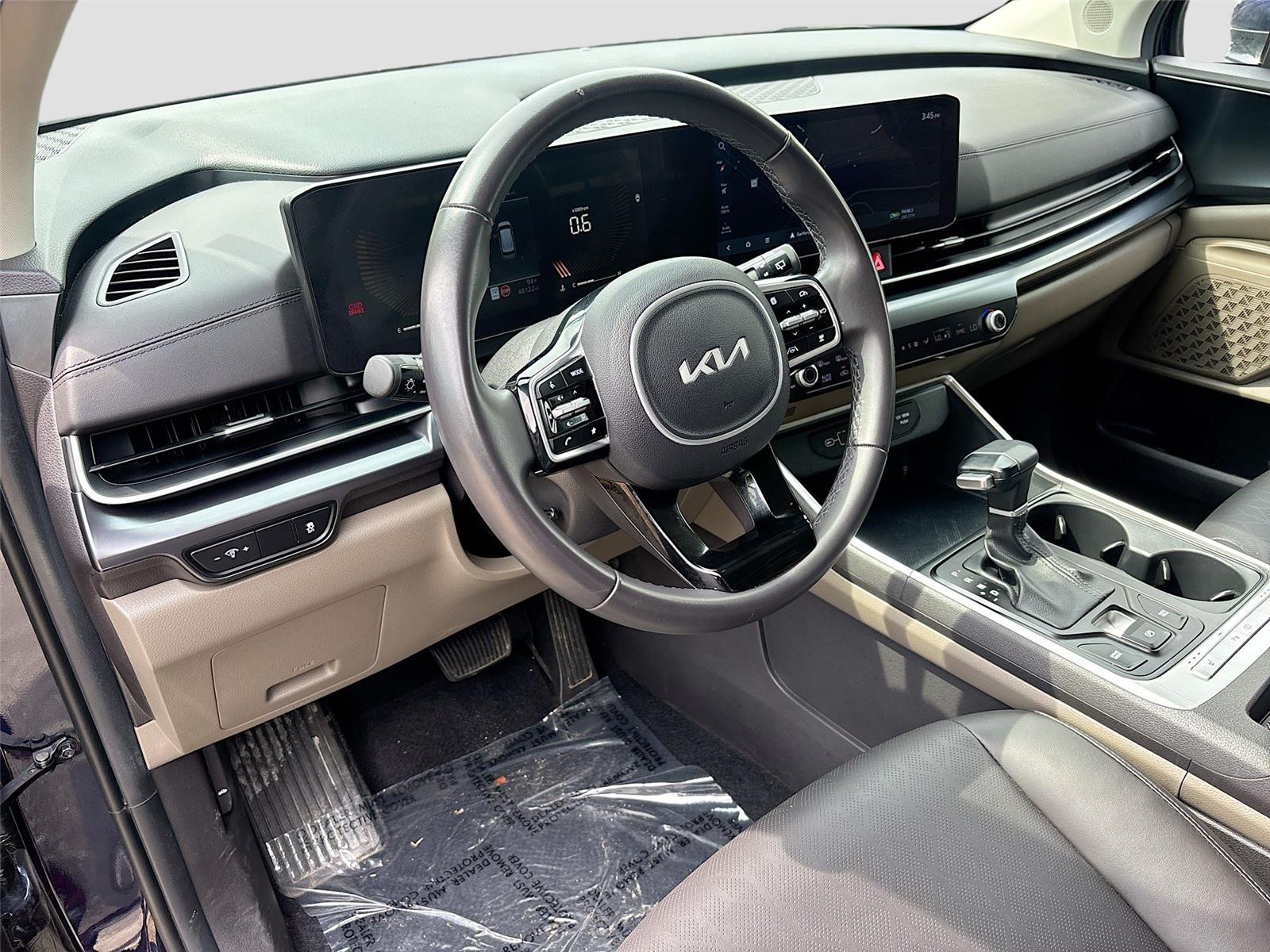 2025 Kia Carnival LXS