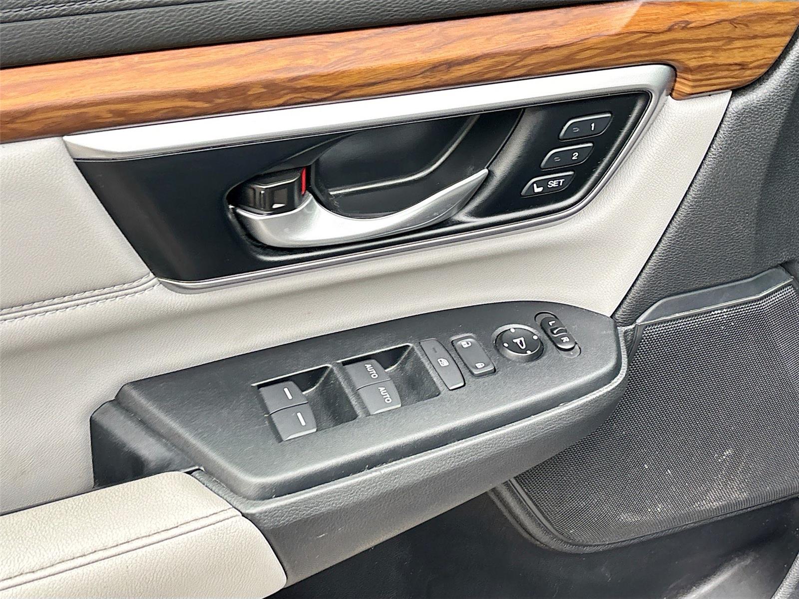 2022 Honda CR-V Hybrid Touring