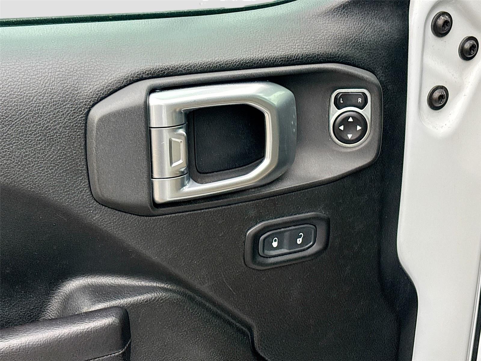 2020 Jeep Wrangler Unlimited Black and Tan