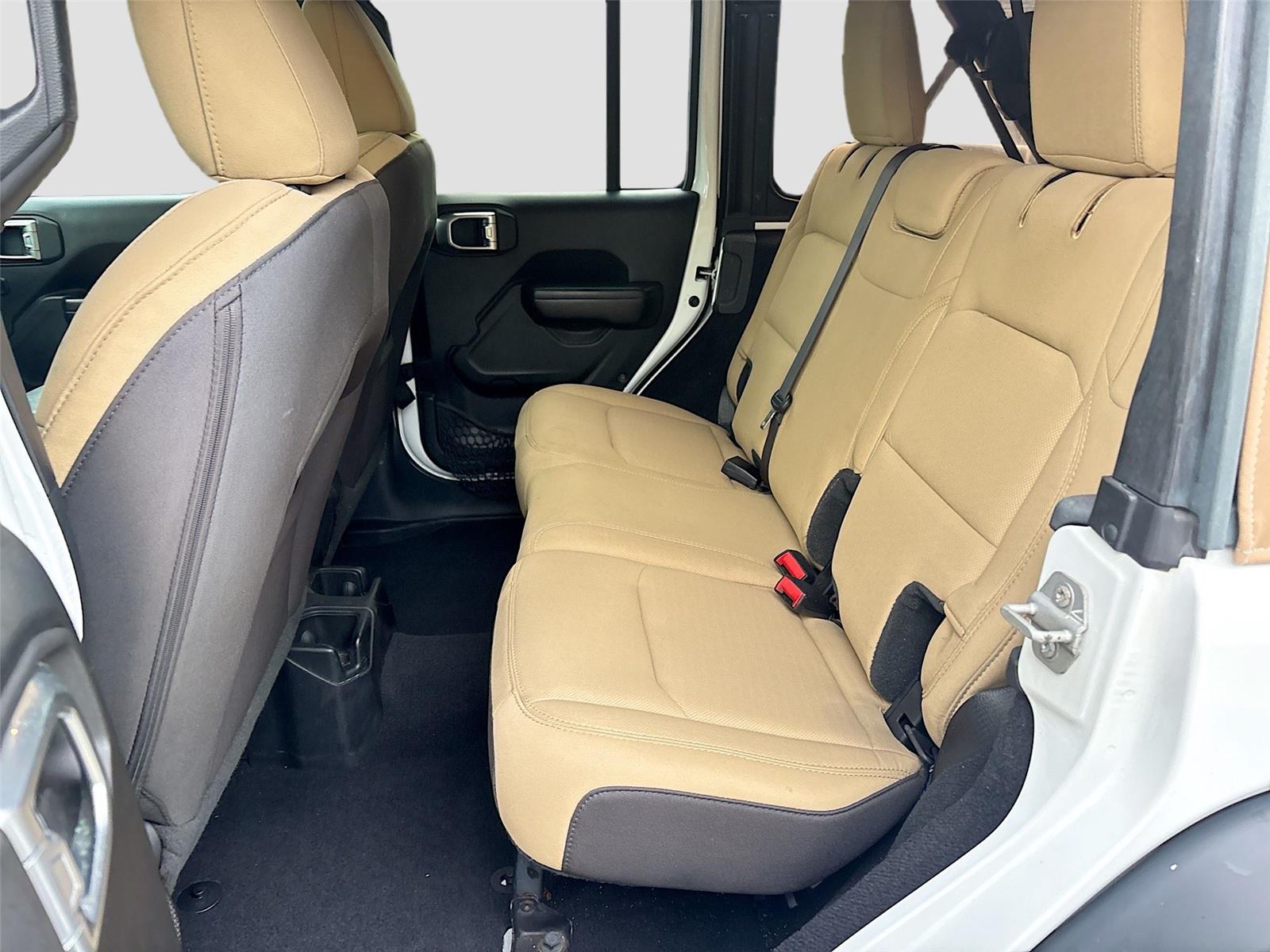2020 Jeep Wrangler Unlimited Black and Tan