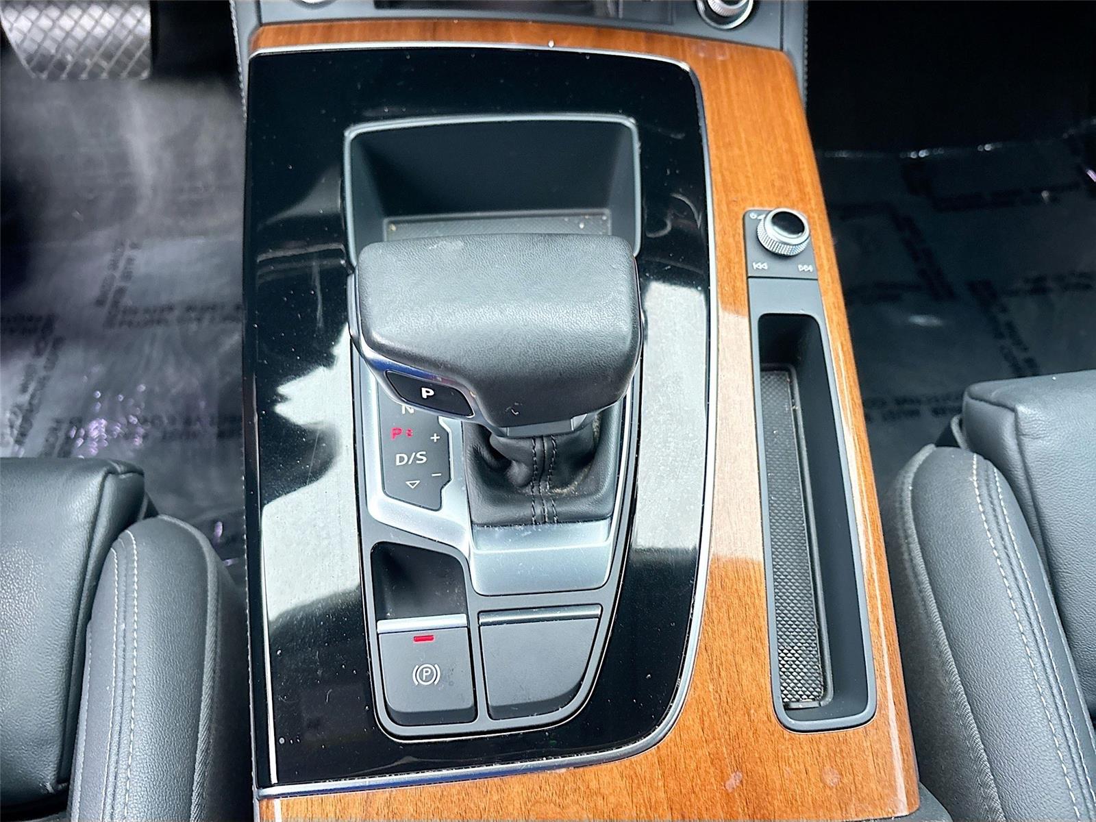 2023 Audi Q5 Premium Plus