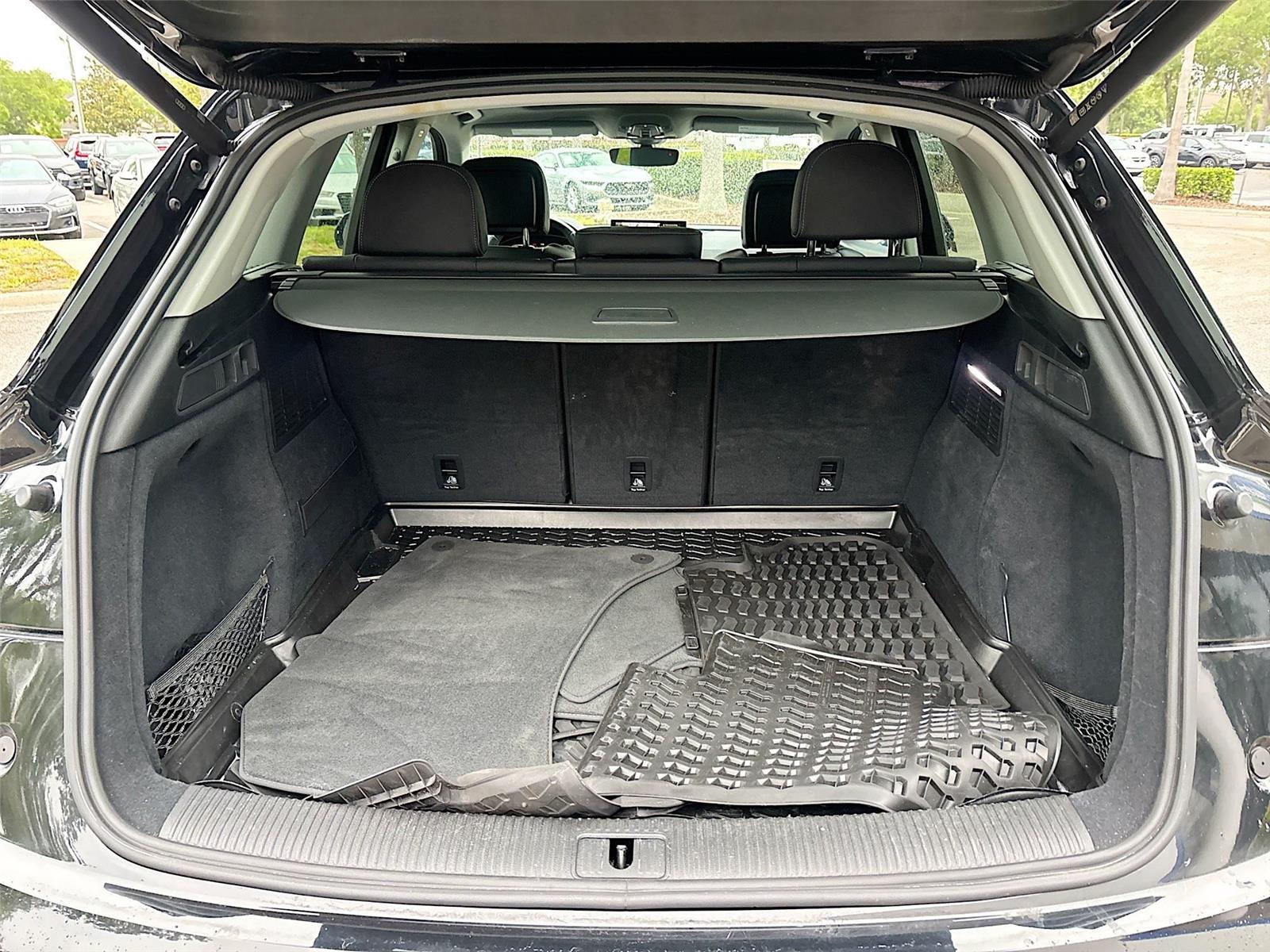 2023 Audi Q5 Premium Plus