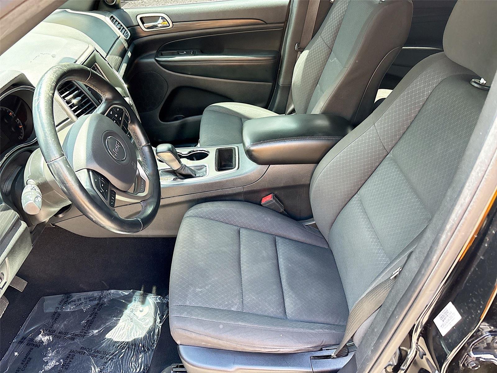 2019 Jeep Grand Cherokee Laredo E
