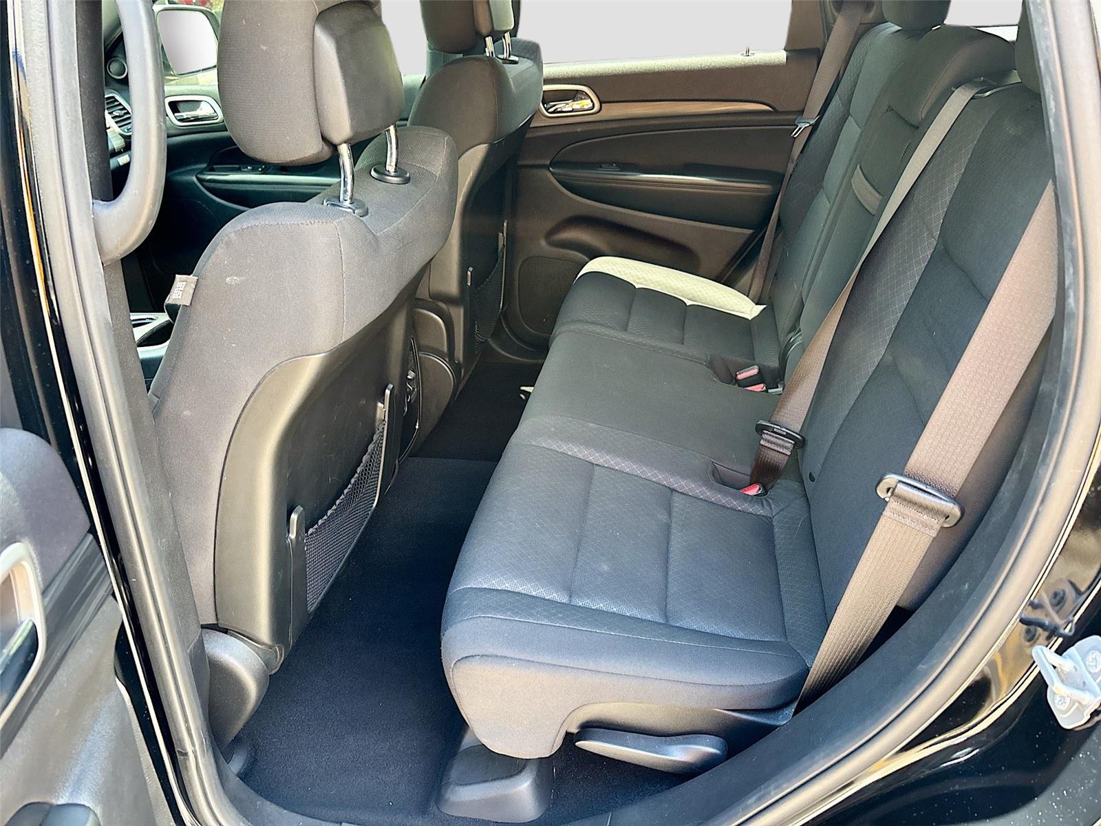 2019 Jeep Grand Cherokee Laredo E