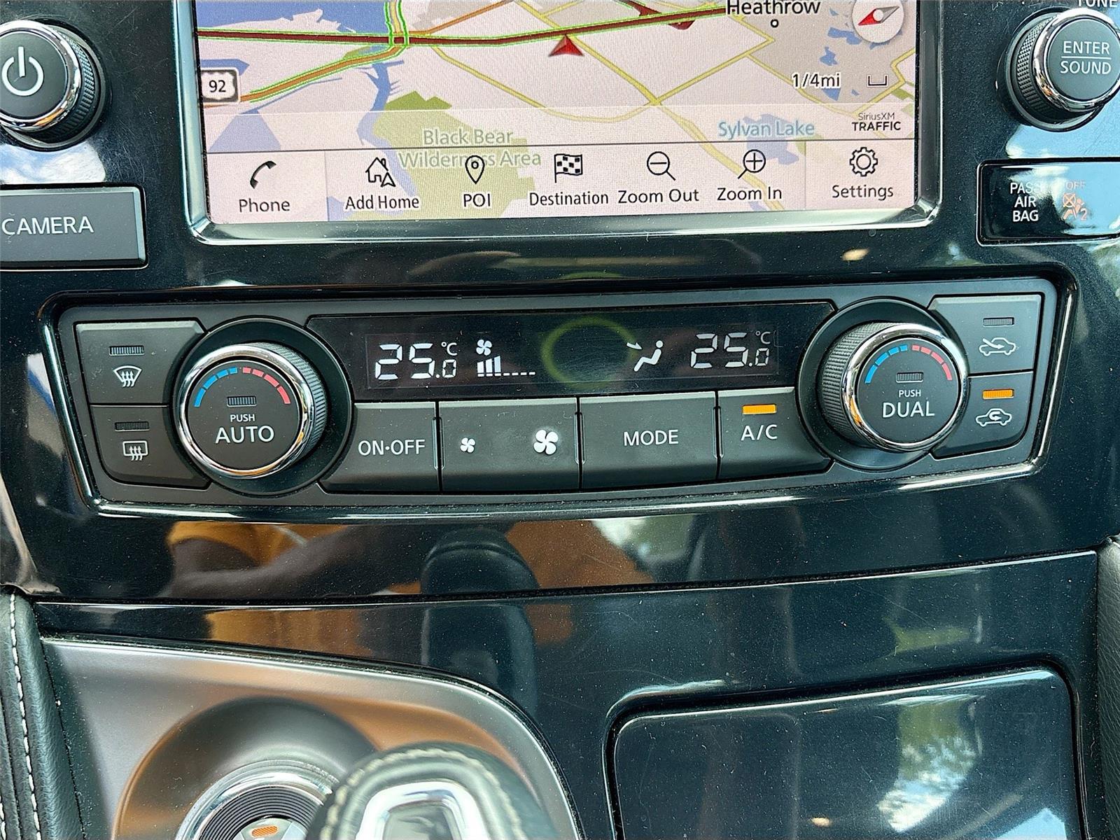2023 NISSAN MAXIMA SL