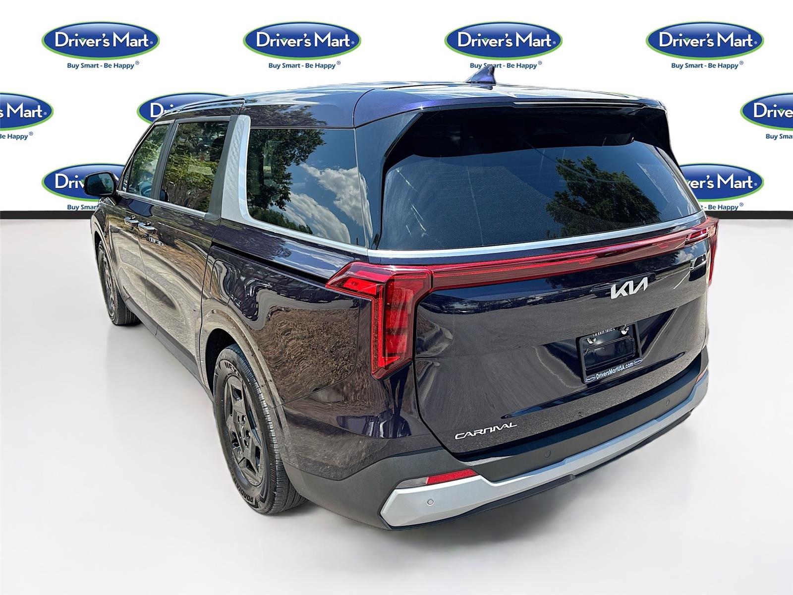 2025 Kia Carnival LXS