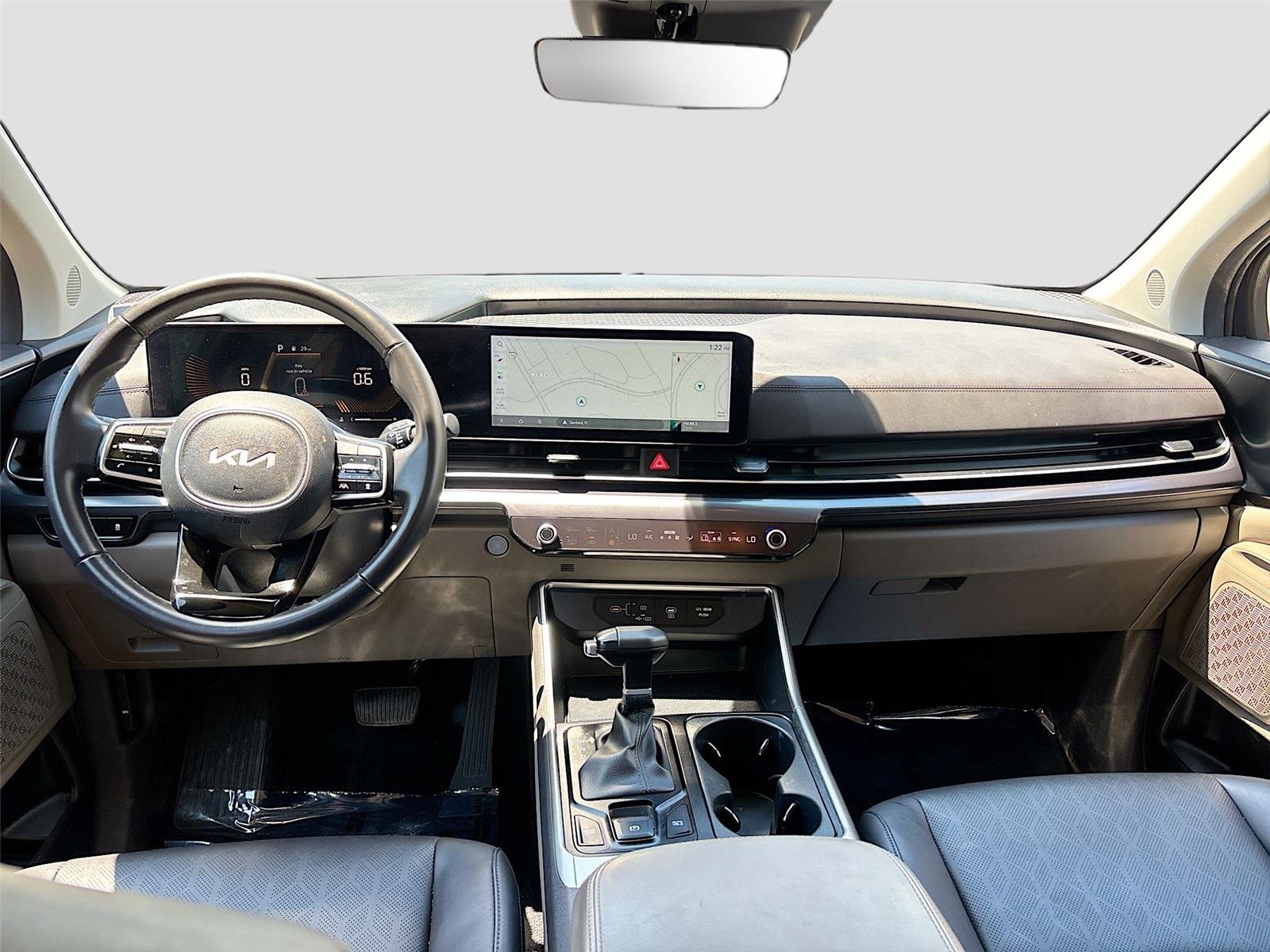 2025 Kia Carnival LXS