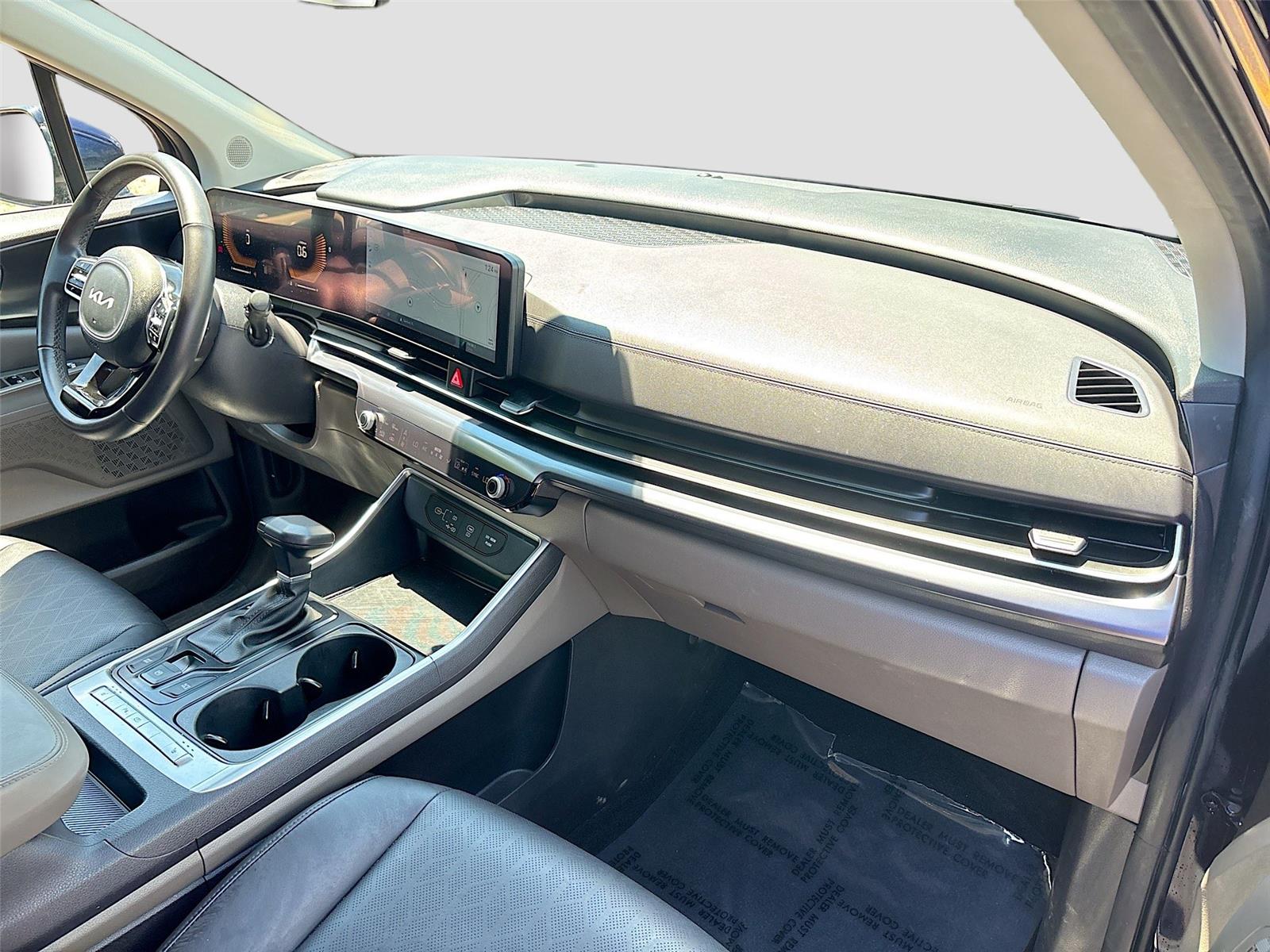 2025 Kia Carnival LXS