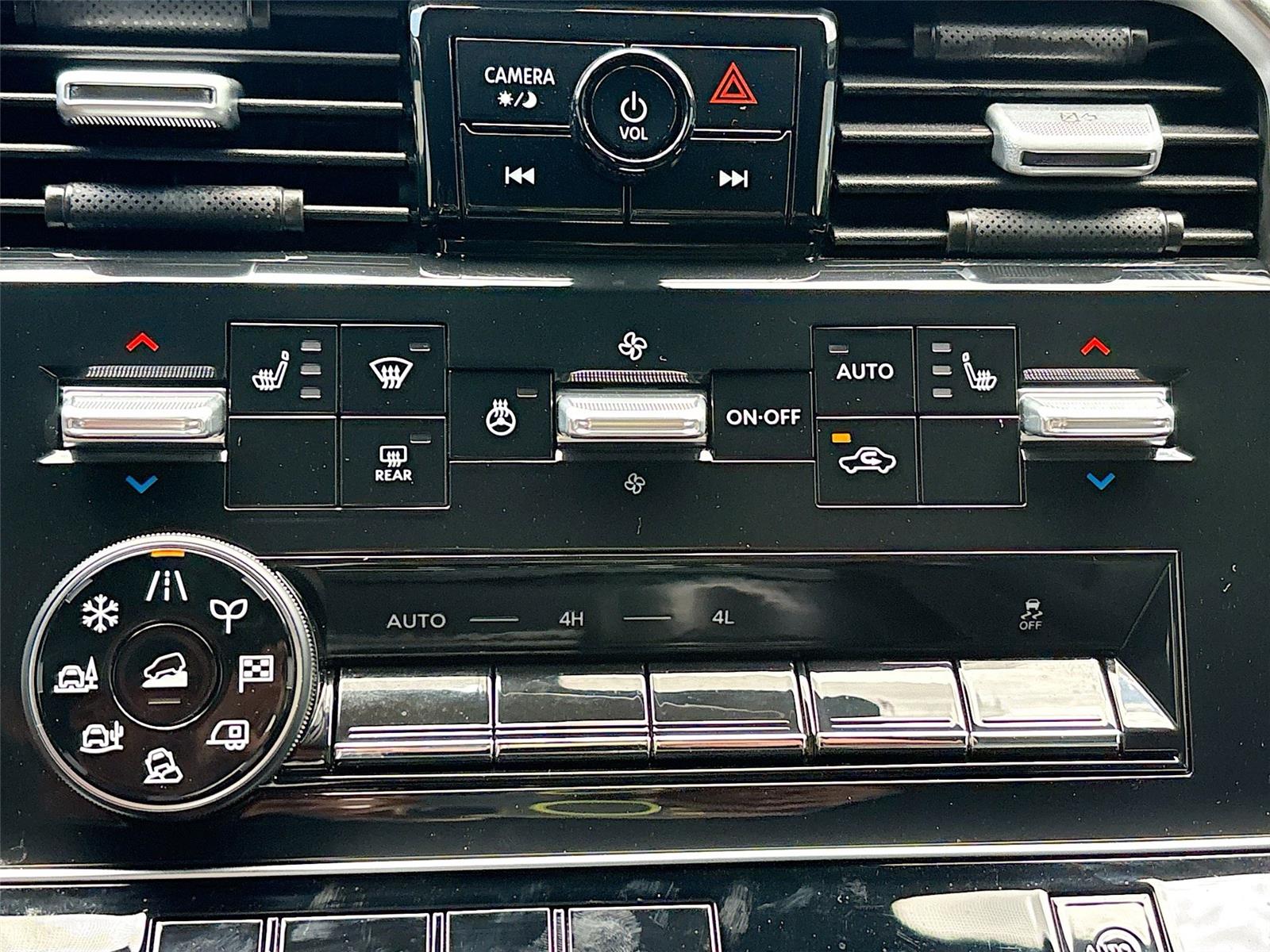 2025 Nissan Armada SL