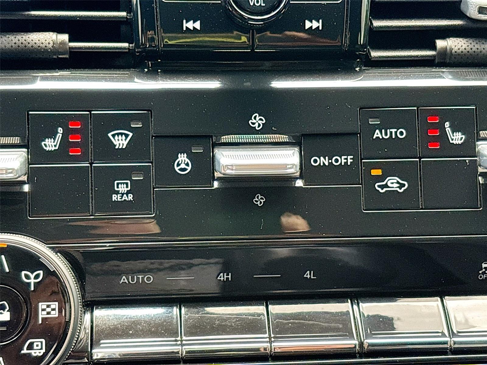 2025 Nissan Armada SL