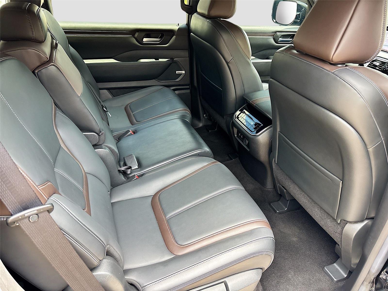 2025 Nissan Armada SL