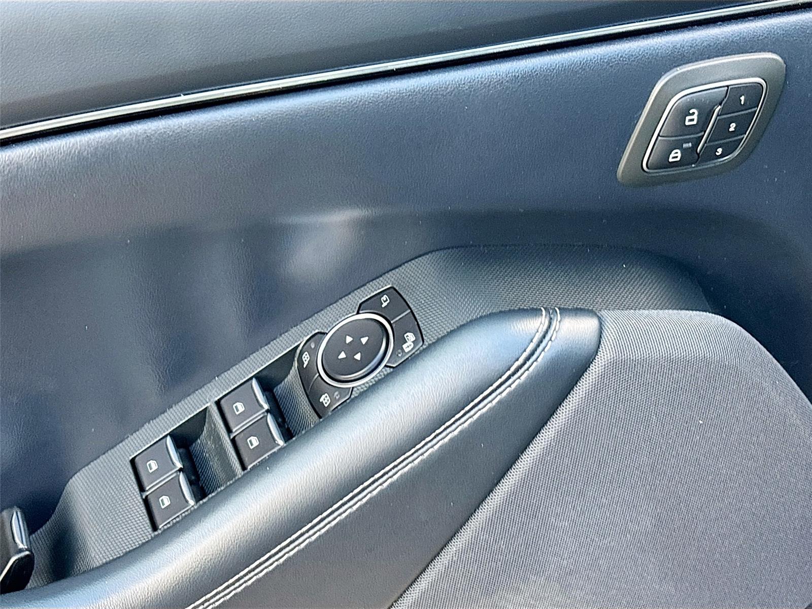 2021 Ford Mustang Mach-E Select