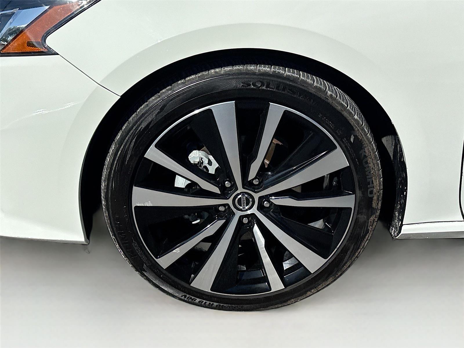 2022 Nissan Altima 2.5 SR