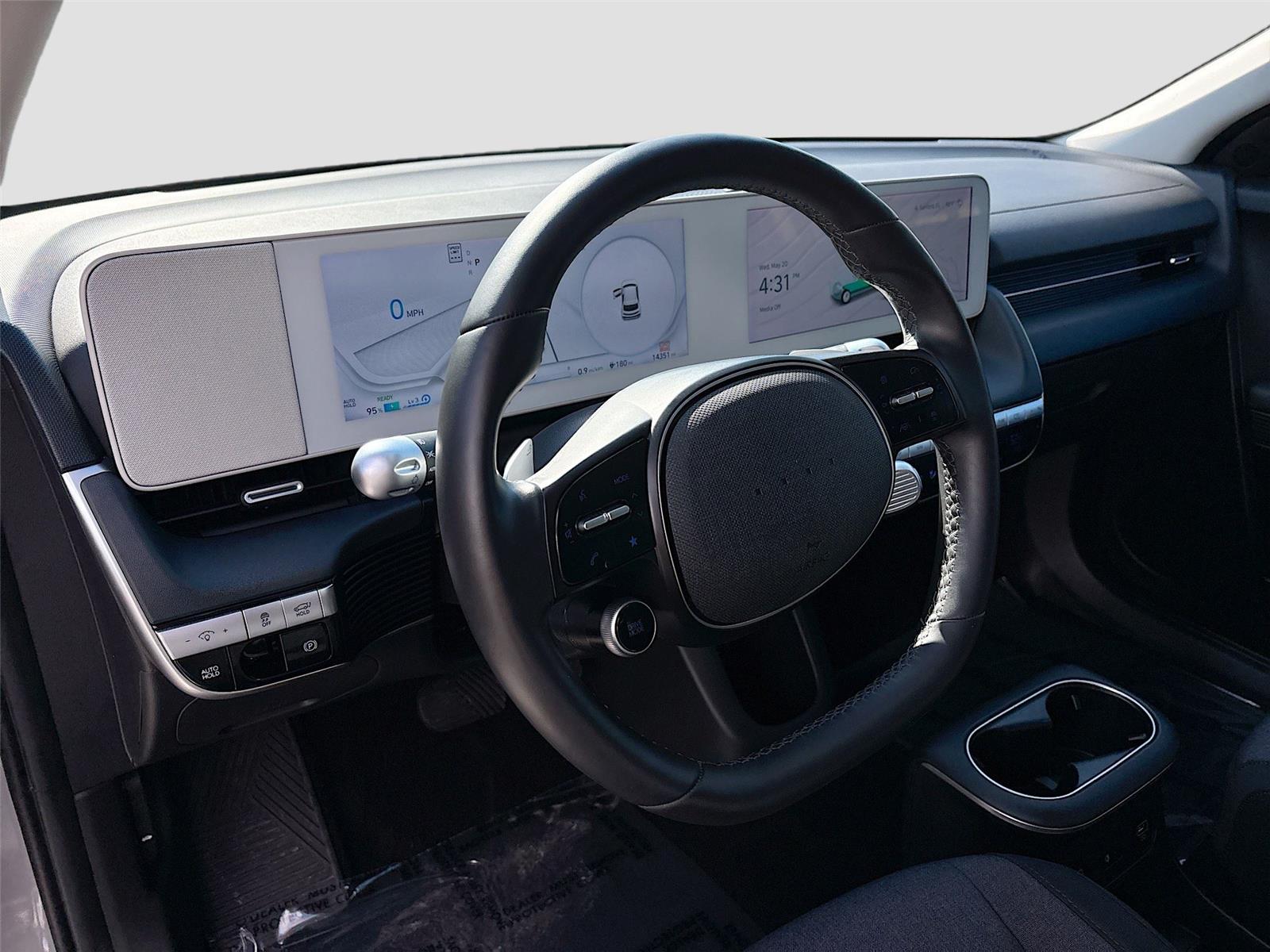 2024 Hyundai IONIQ 5 SEL