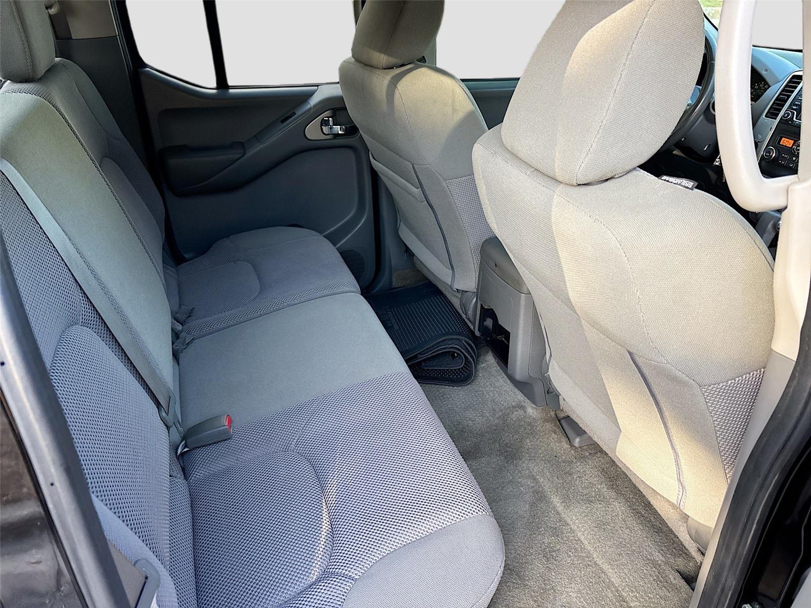 2018 Nissan Frontier SV V6