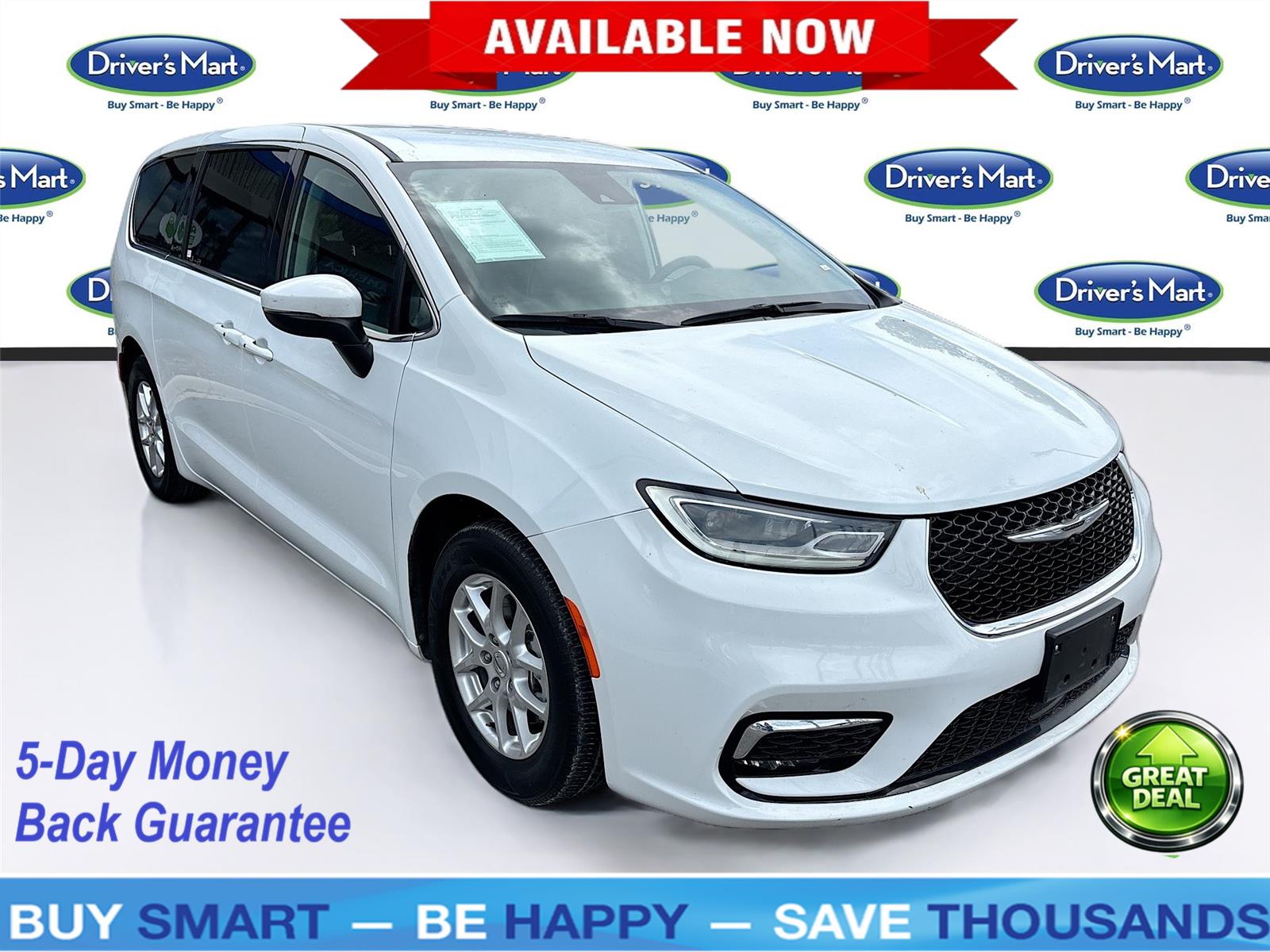 2023 Chrysler Pacifica Touring L's photo