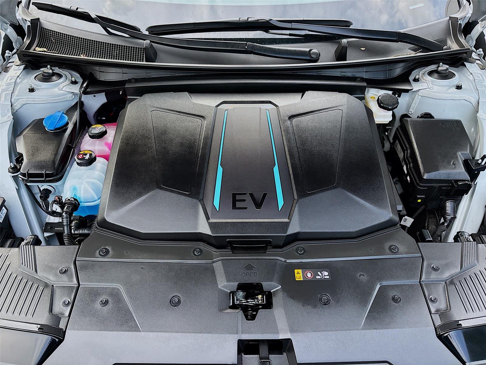 2024 Hyundai IONIQ 5 SEL