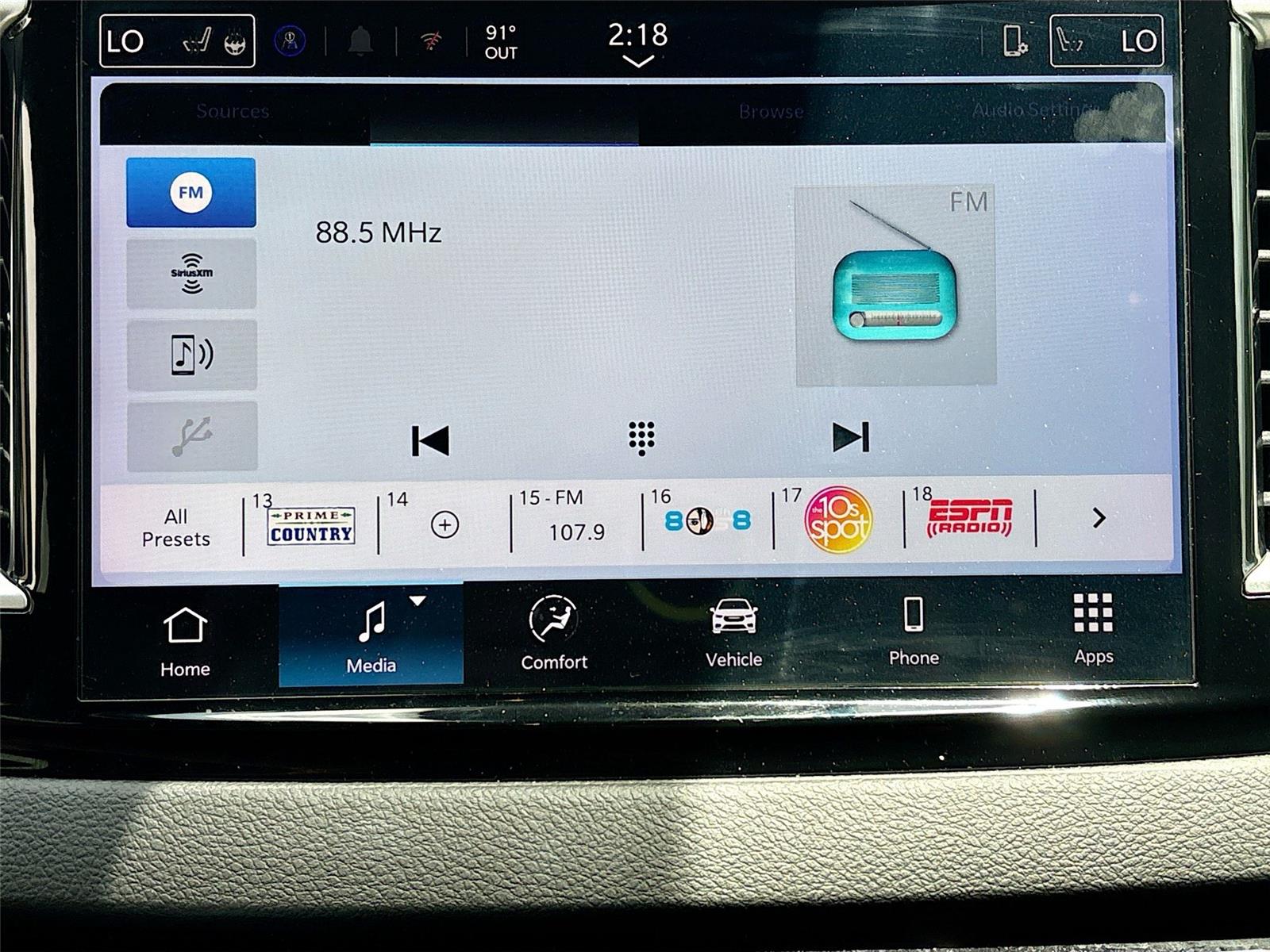 2025 Chrysler Pacifica Select