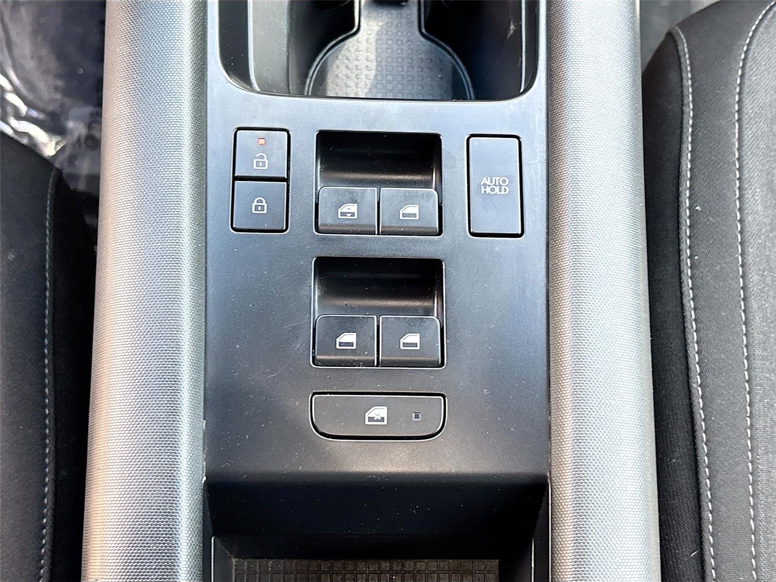 2023 Hyundai IONIQ 6 SE
