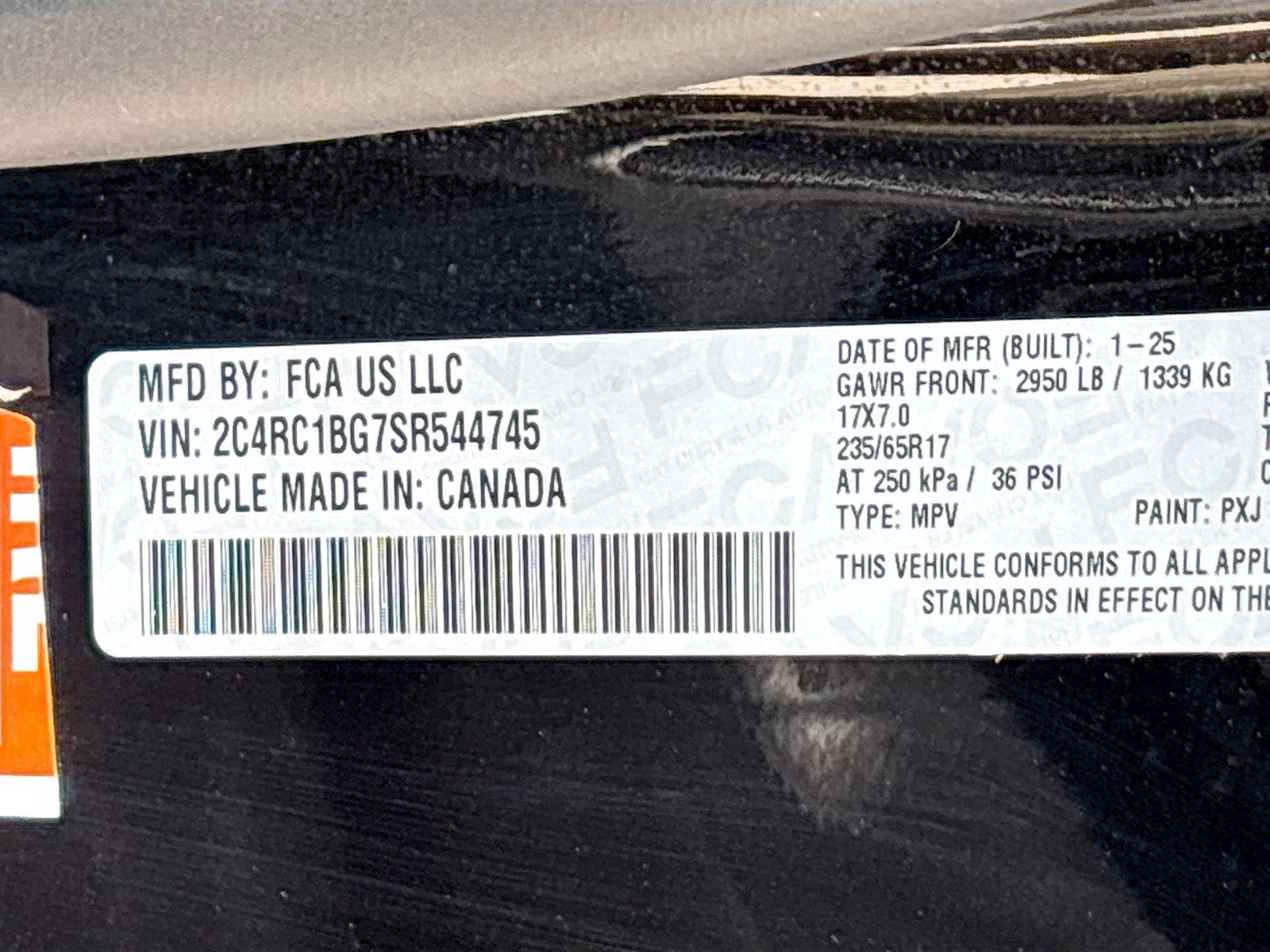 2025 Chrysler Pacifica Select