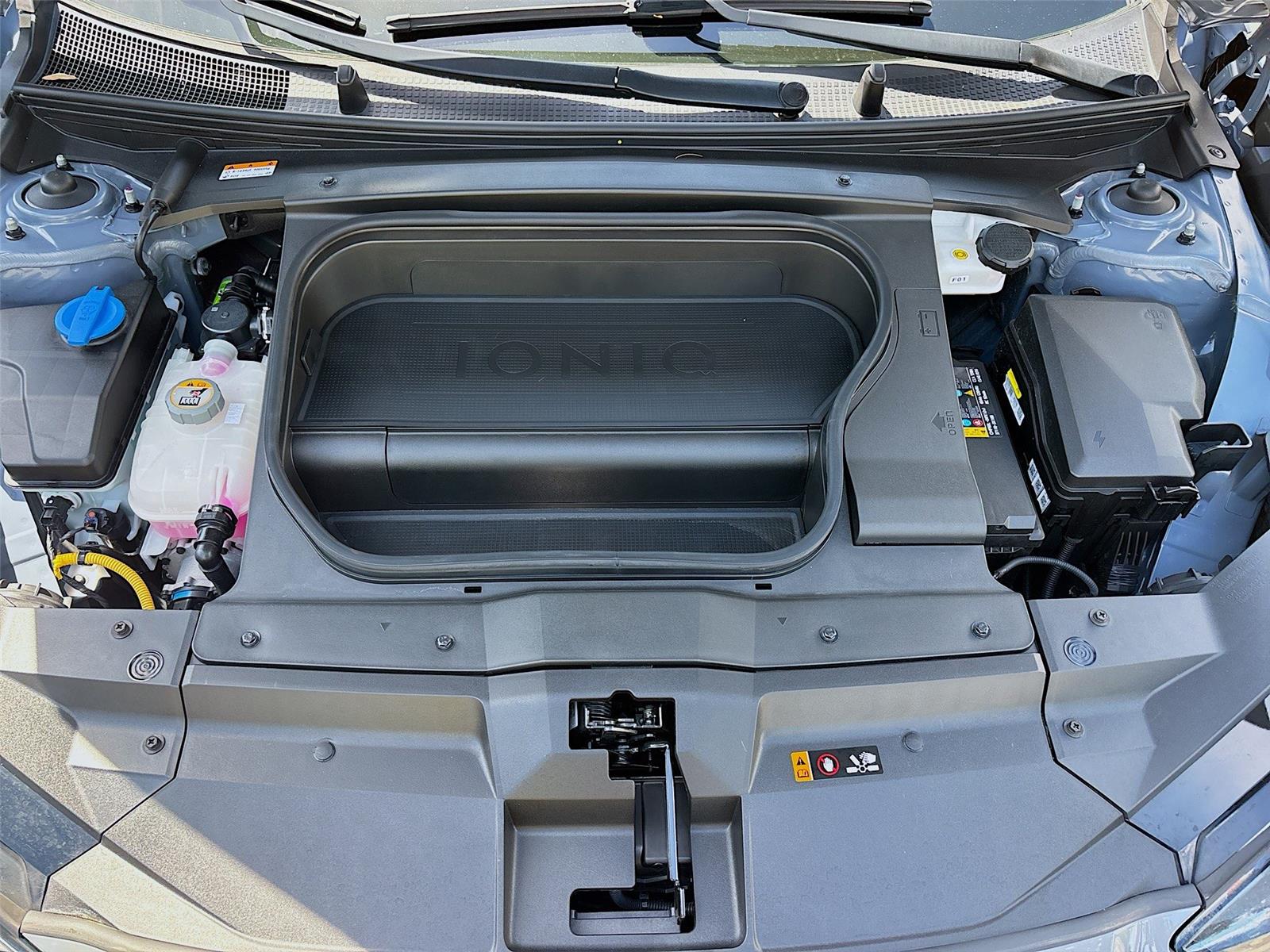 2023 Hyundai IONIQ 6 SE