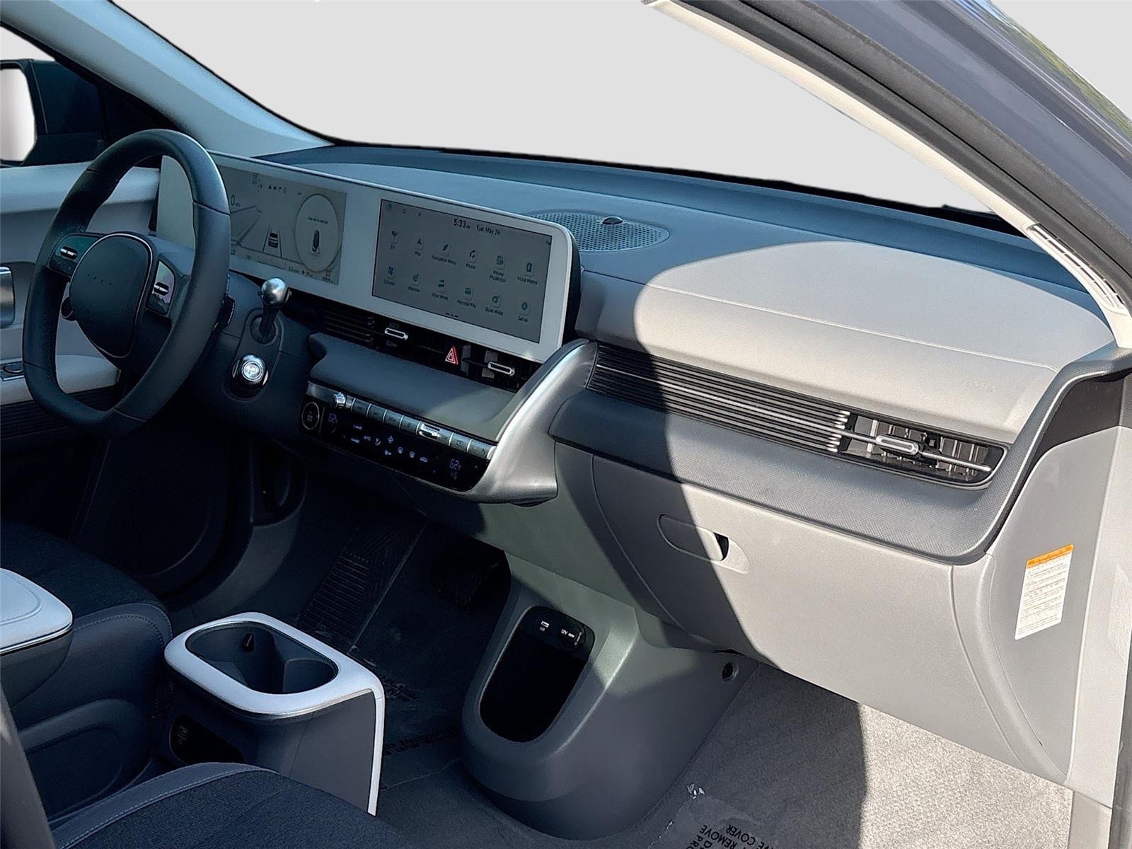 2024 Hyundai IONIQ 5 SE