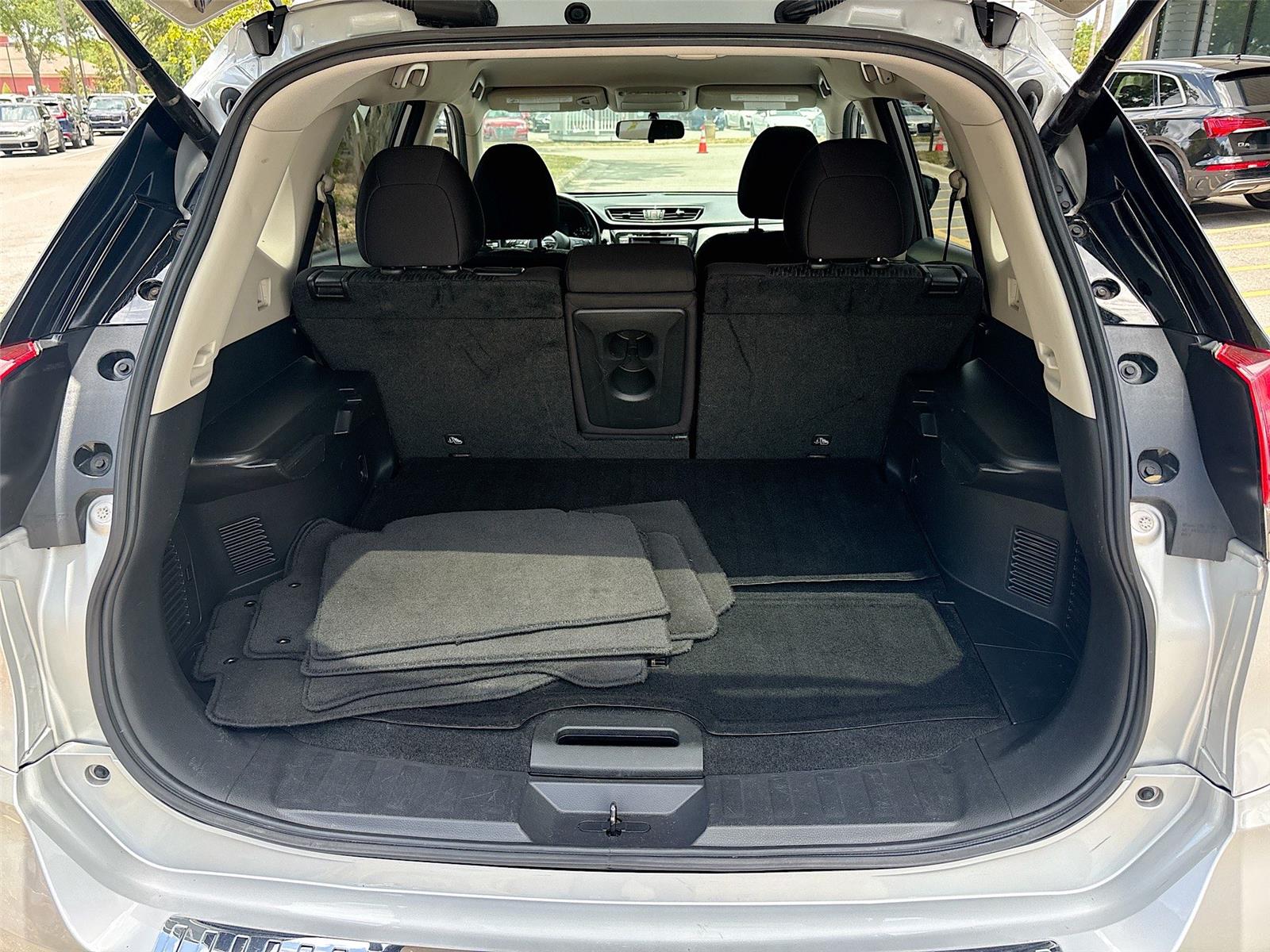 2018 Nissan Rogue SV