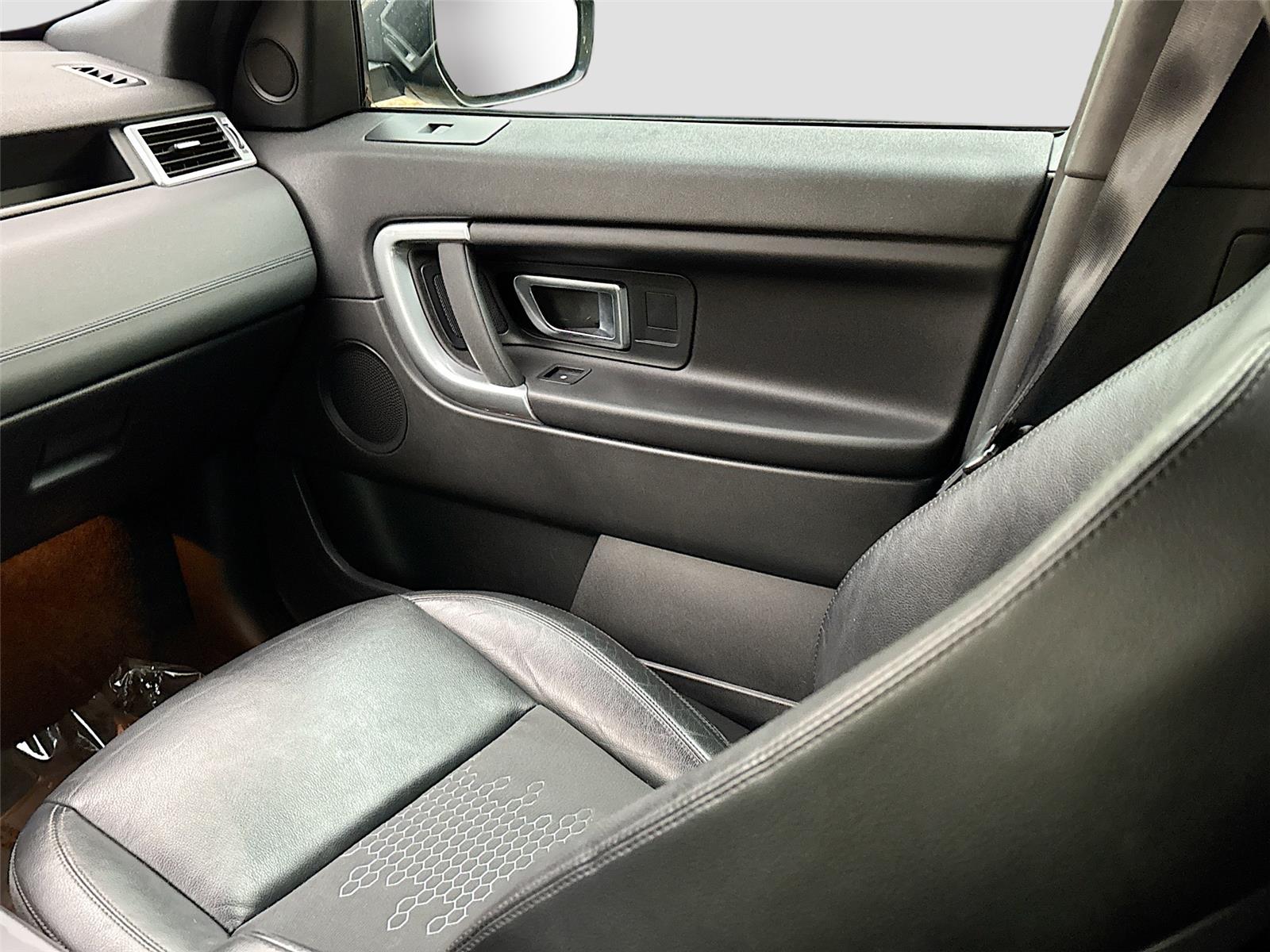 2018 Land Rover Discovery Sport SE