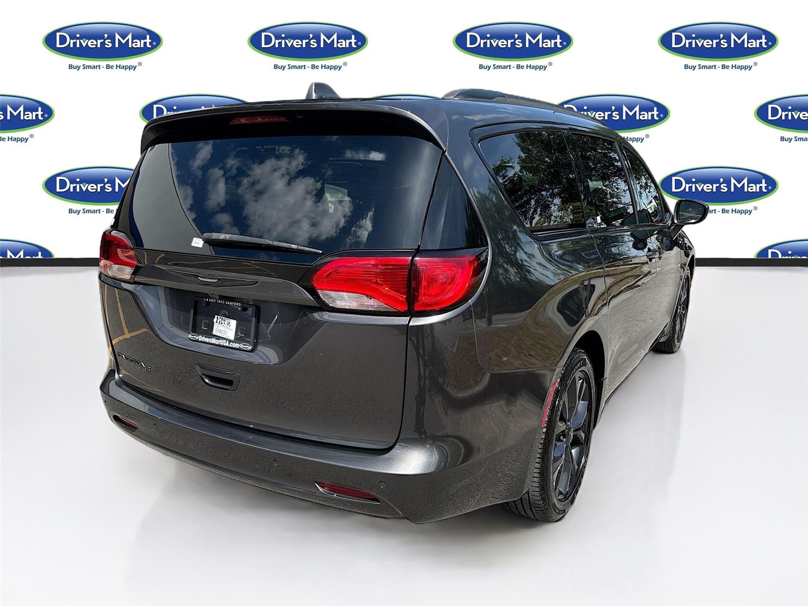 2020 Chrysler Pacifica Touring L Plus