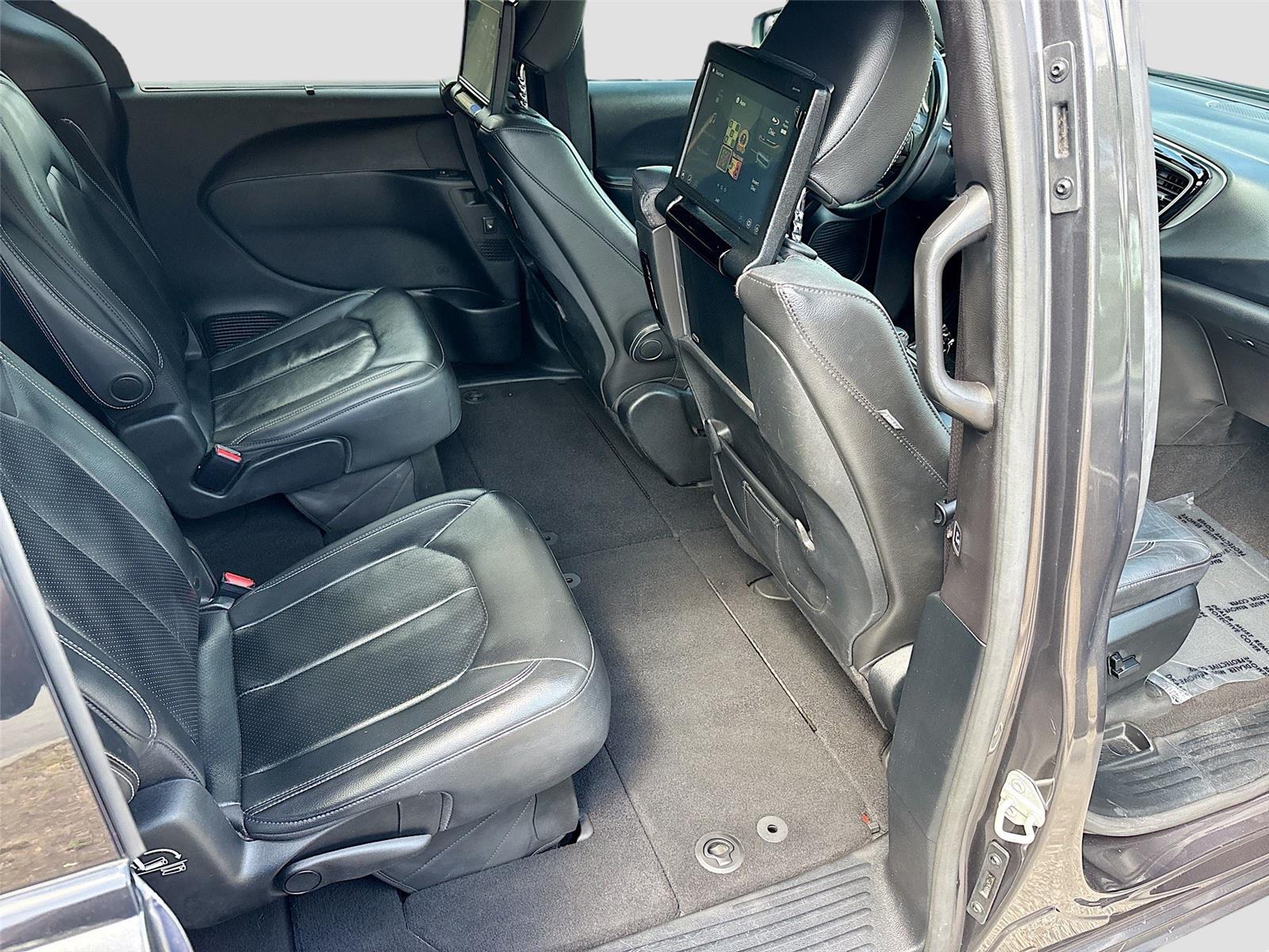 2020 Chrysler Pacifica Touring L Plus