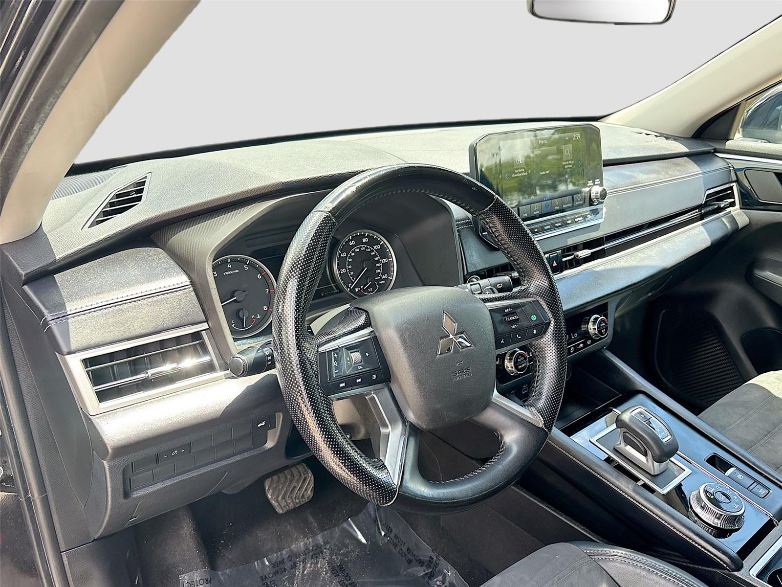 2022 Mitsubishi Outlander SE