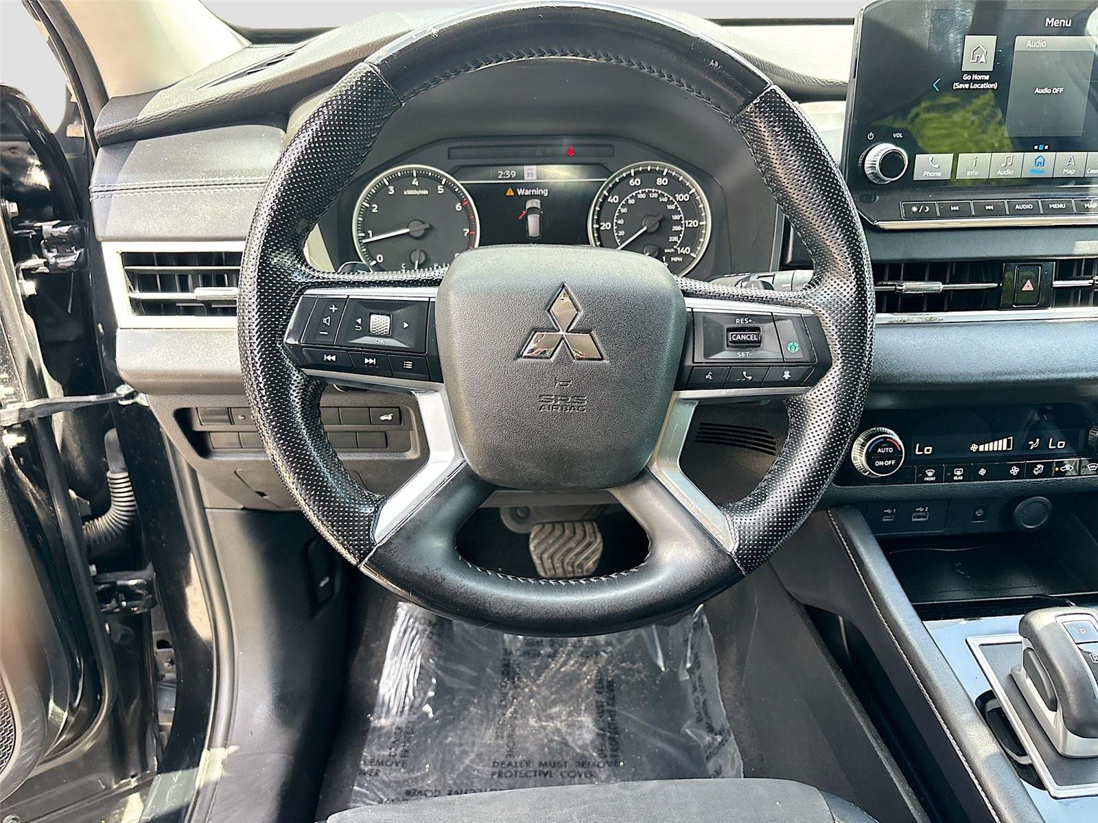 2022 Mitsubishi Outlander SE