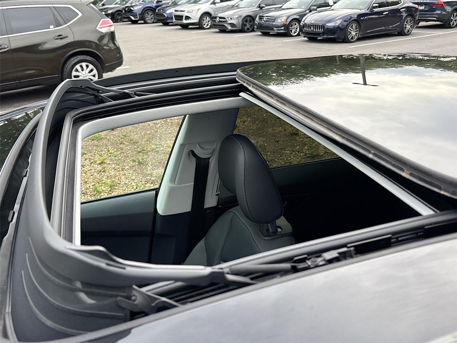 2023 Audi Q8 Premium Plus