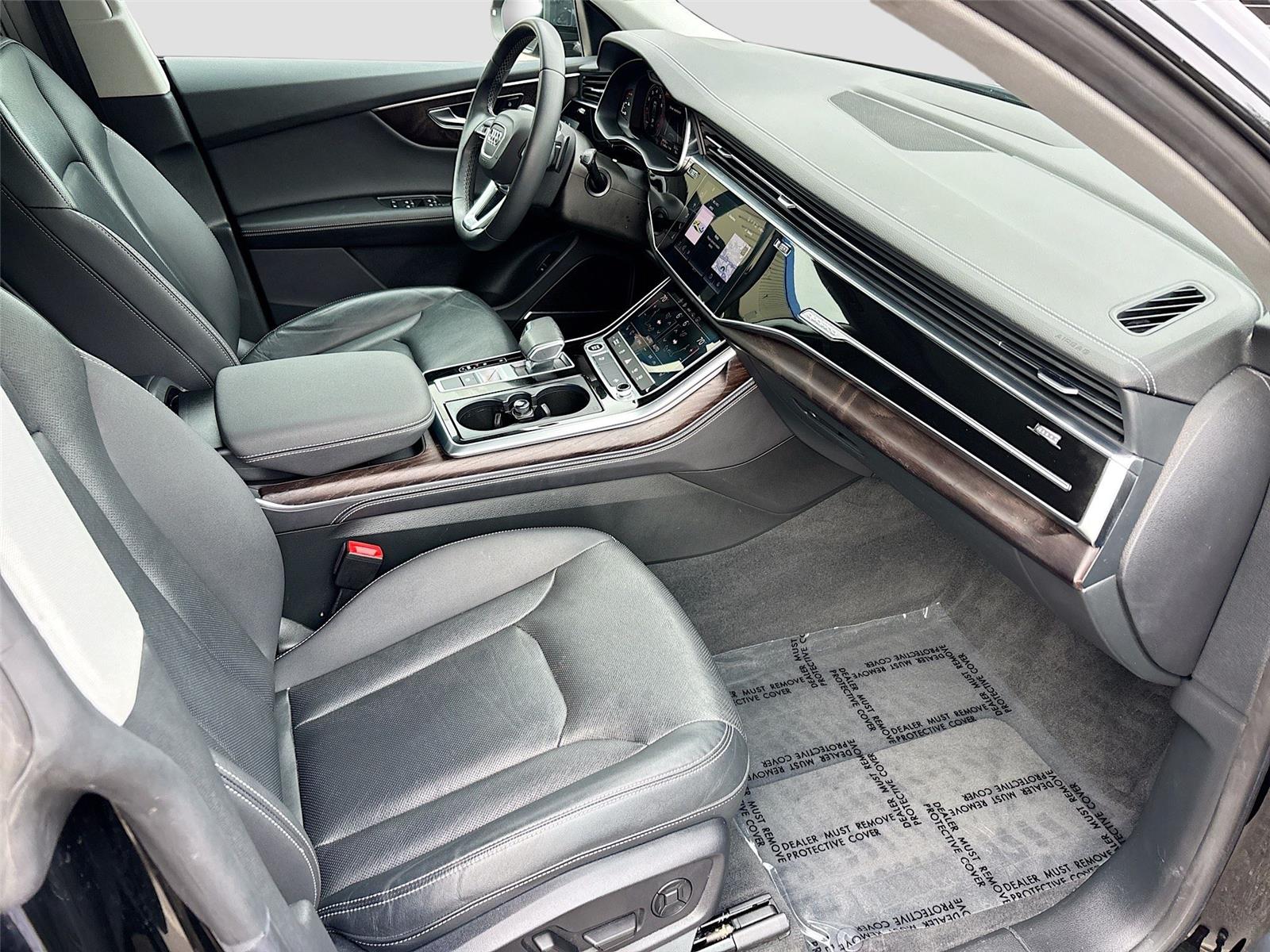 2023 Audi Q8 Premium Plus