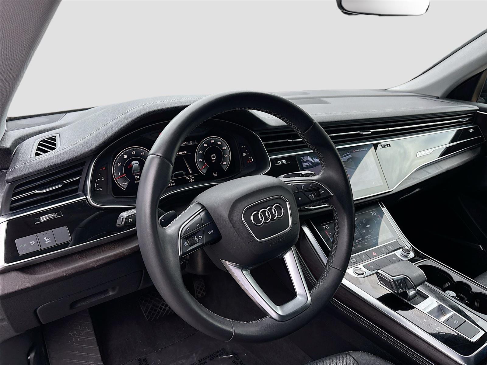2023 Audi Q8 Premium Plus