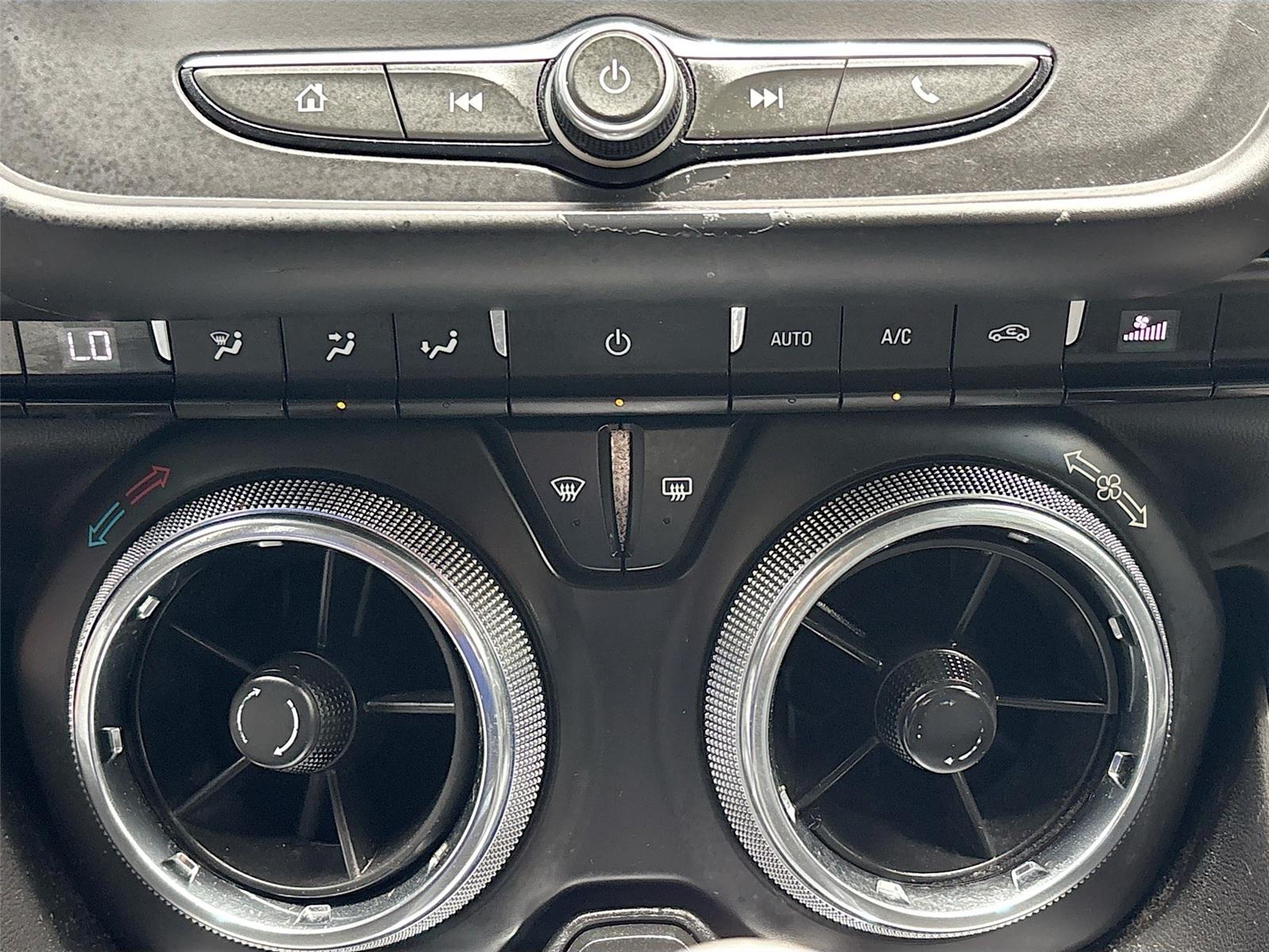2020 Chevrolet Camaro 1LS