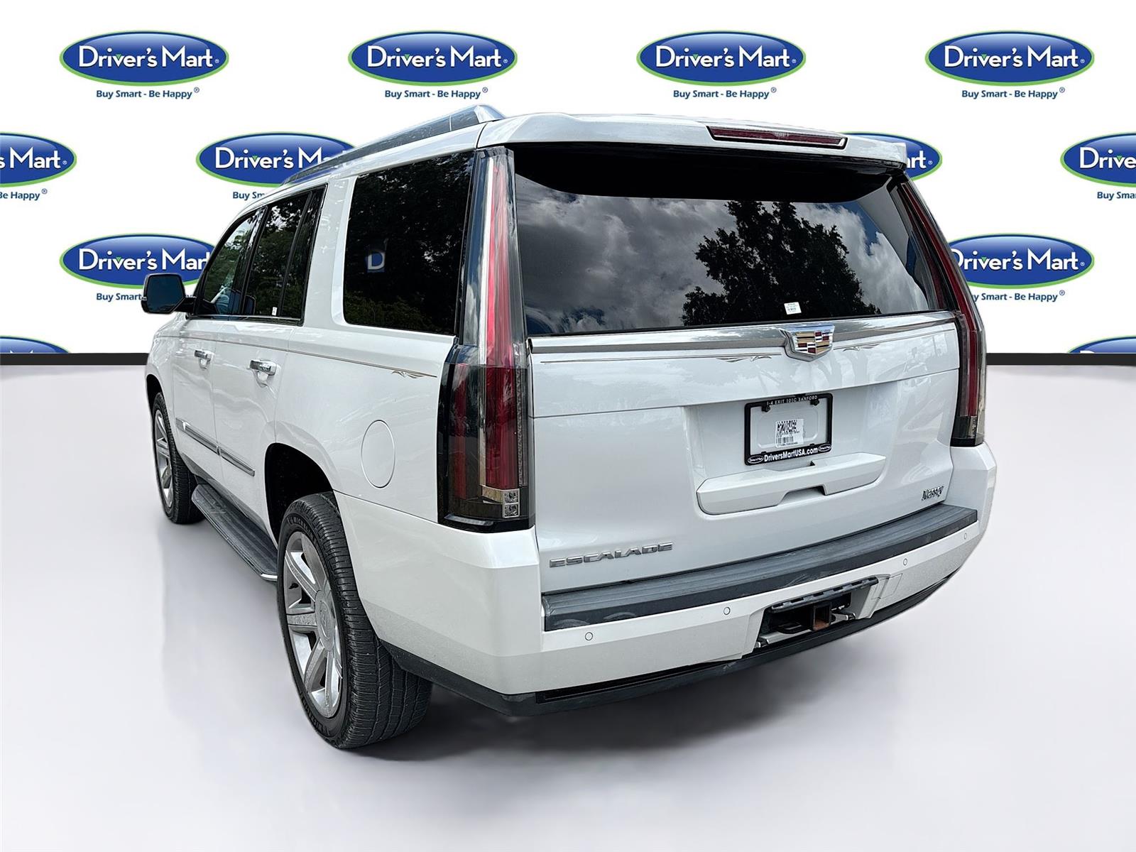 2016 Cadillac Escalade Luxury Collection