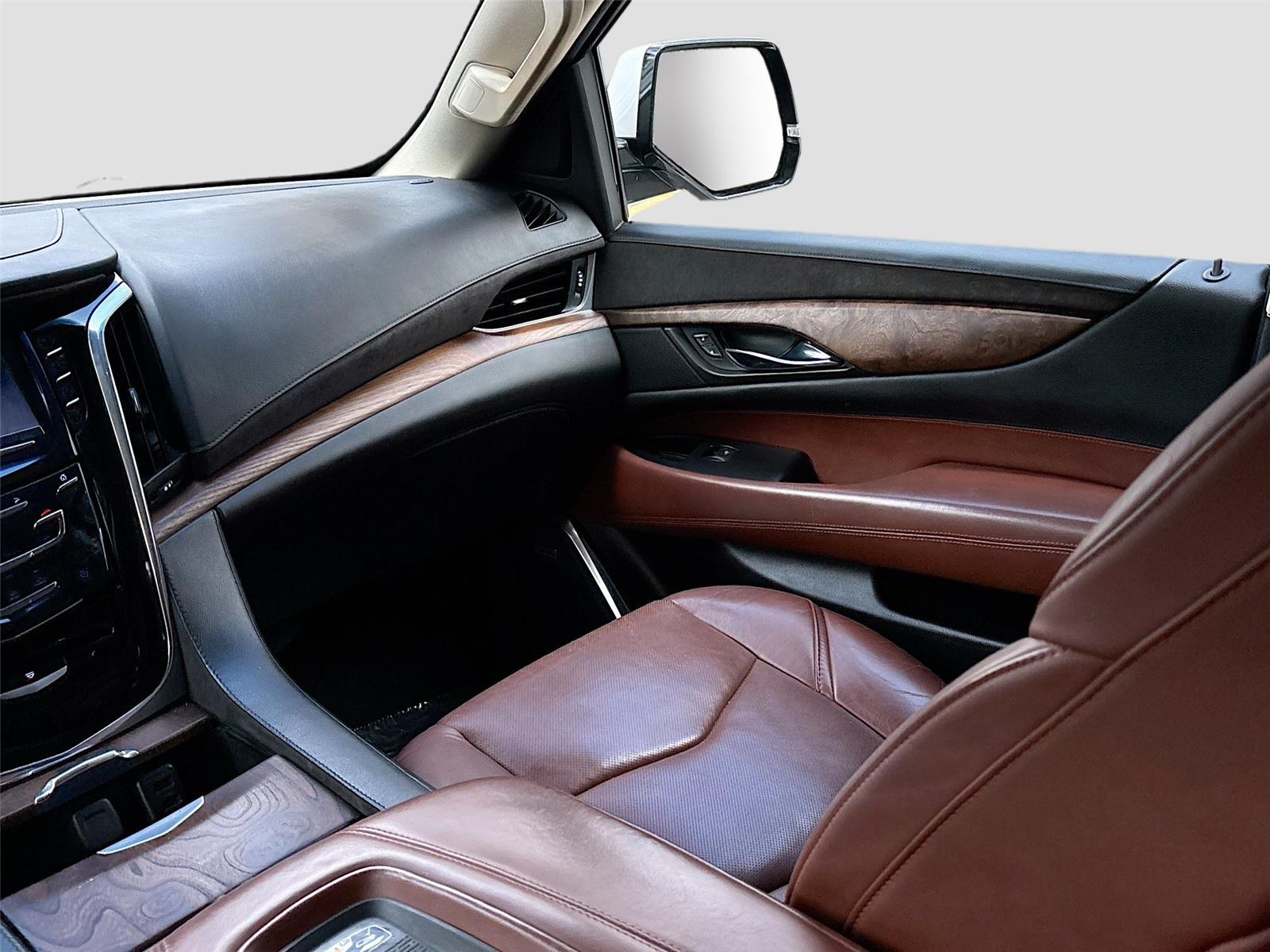 2016 Cadillac Escalade Luxury Collection