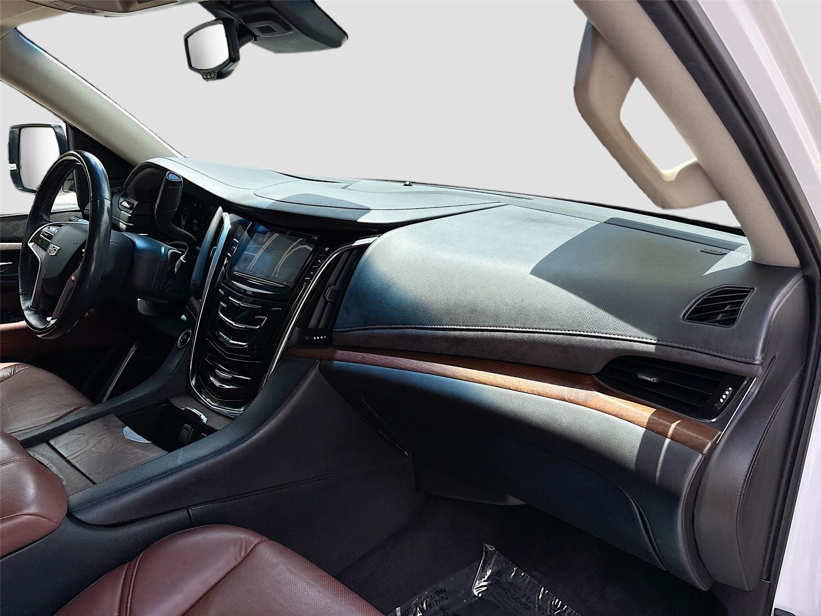 2016 Cadillac Escalade Luxury Collection
