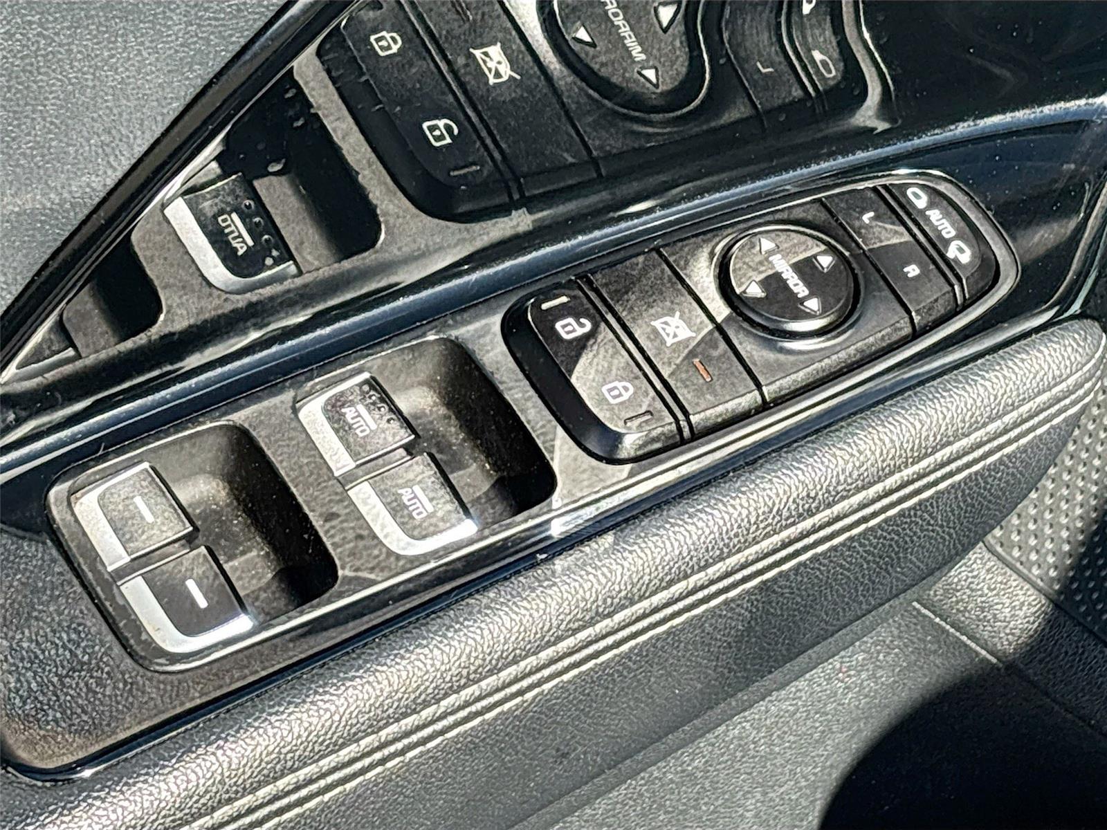 2021 Kia Niro Plug-In Hybrid EX Premium