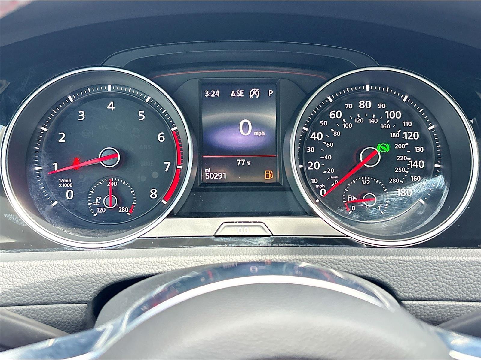 2021 Volkswagen Golf GTI Autobahn