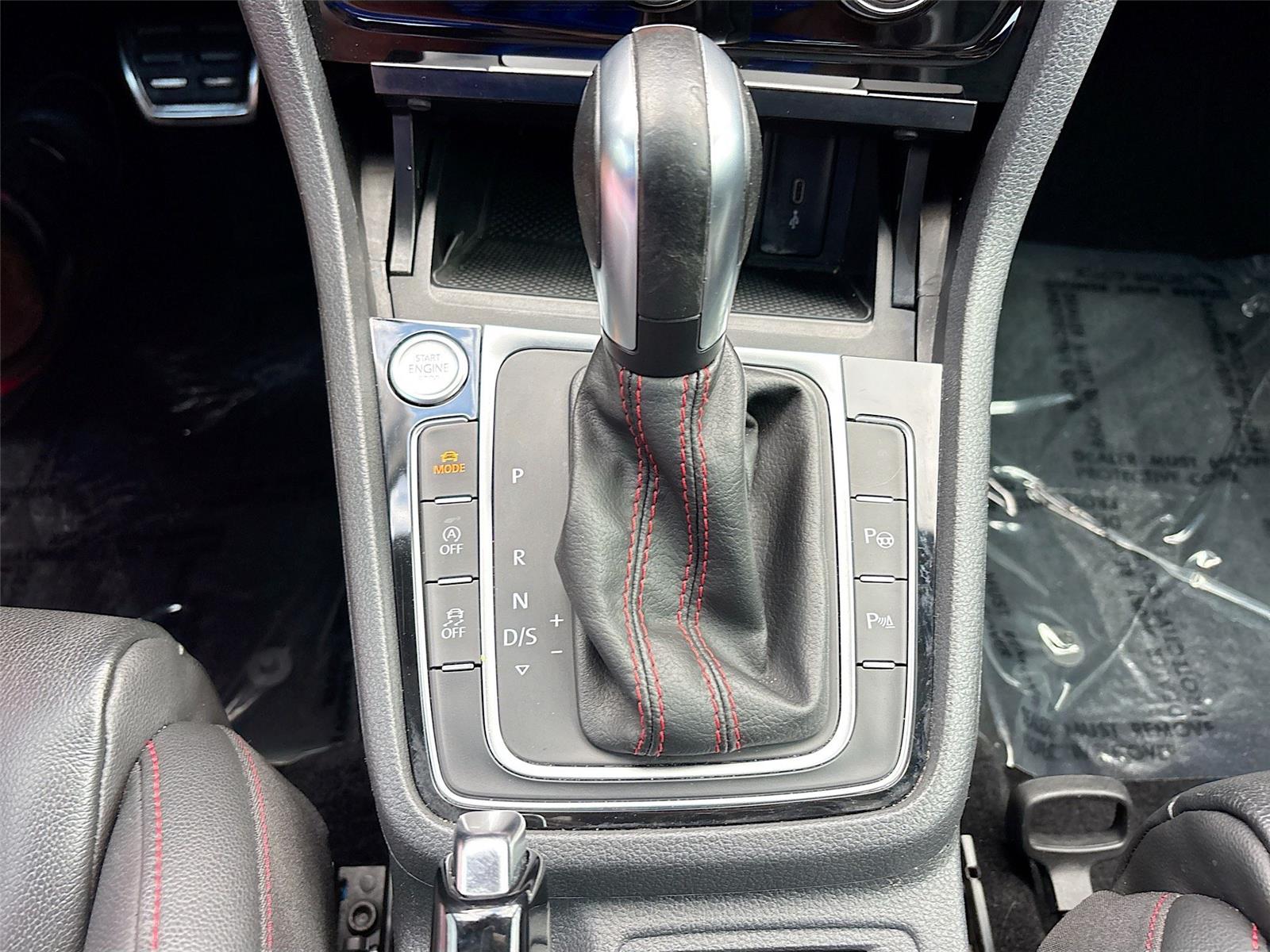 2021 Volkswagen Golf GTI Autobahn