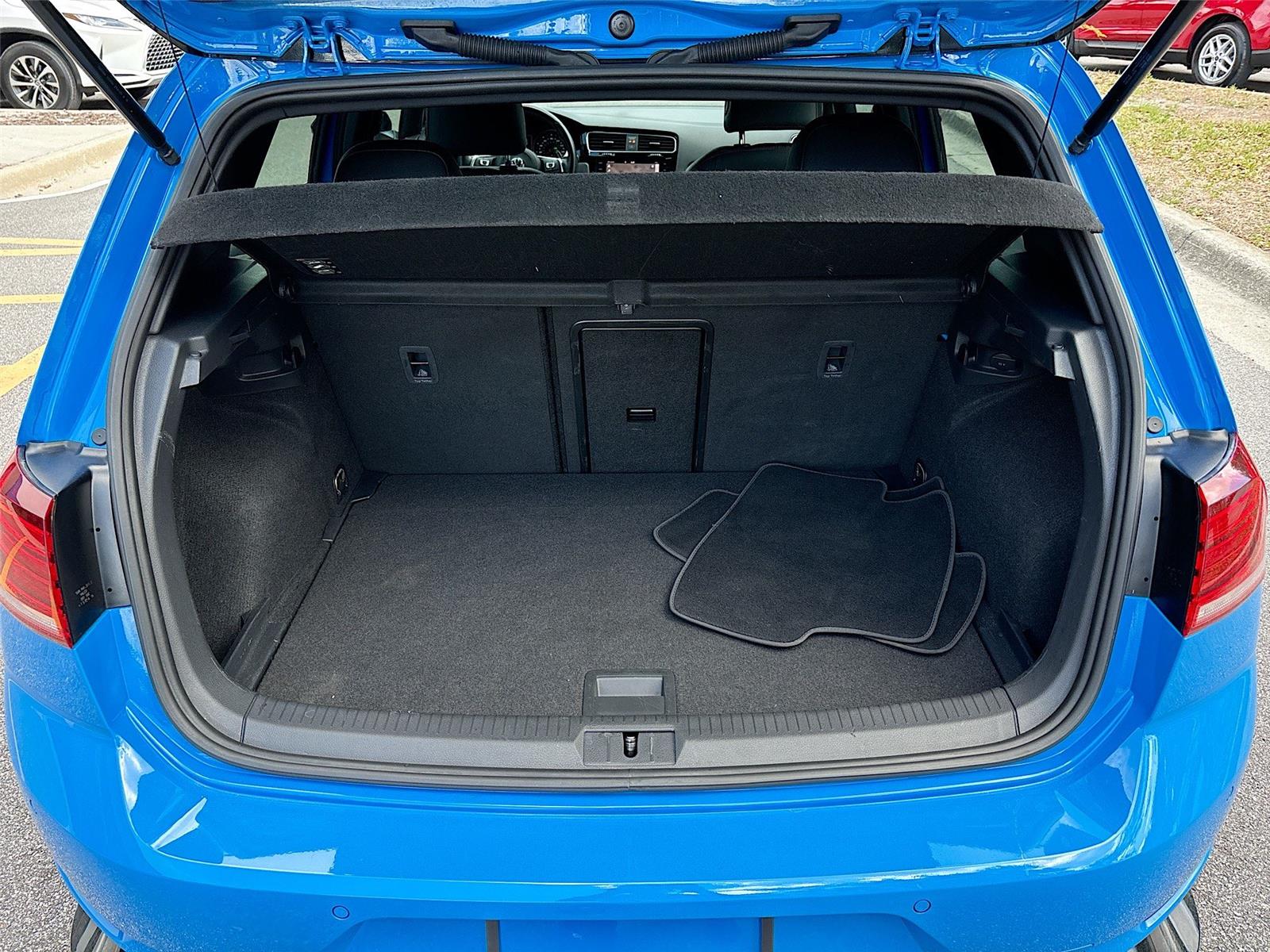 2021 Volkswagen Golf GTI Autobahn