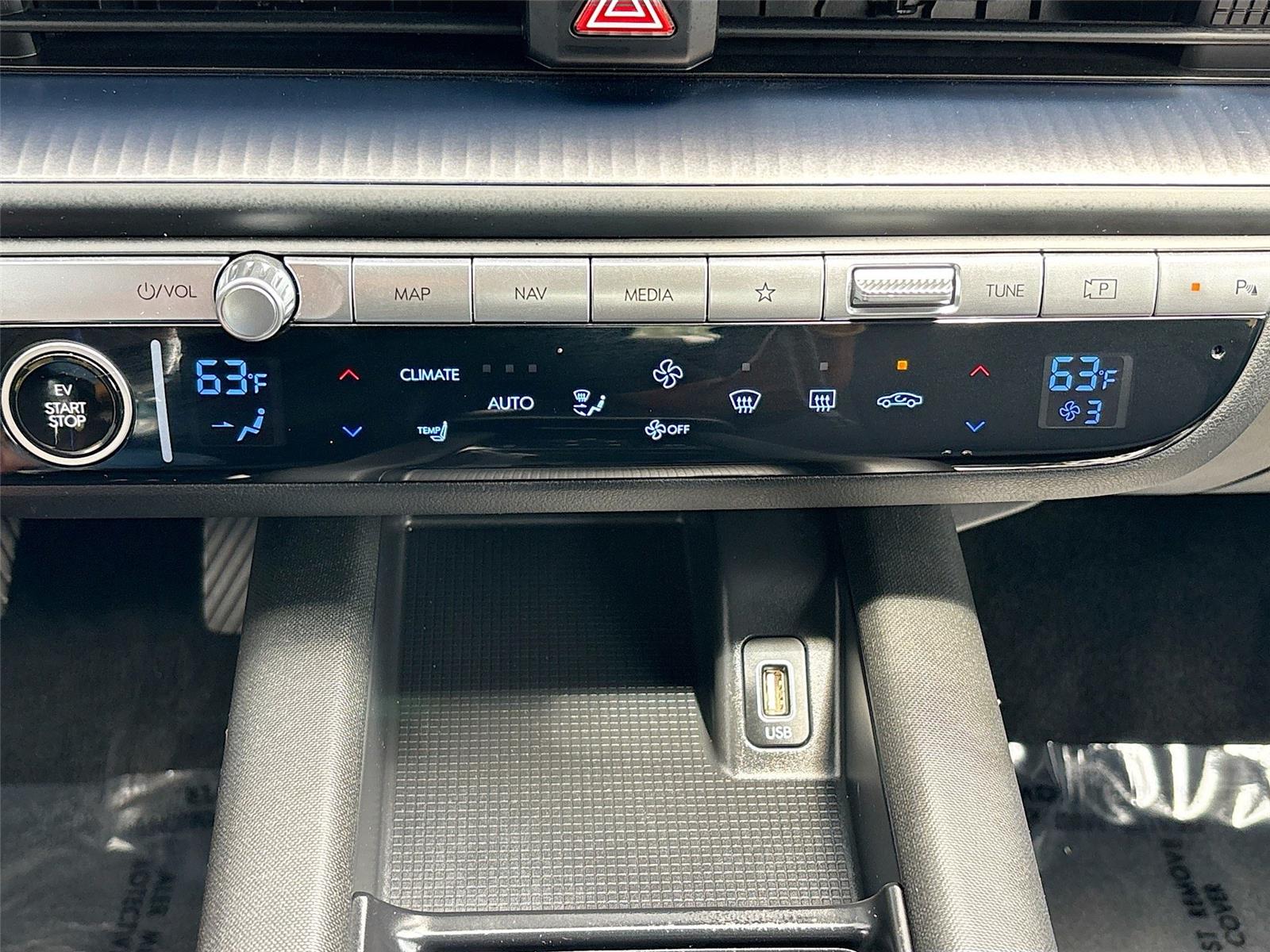 2024 Hyundai IONIQ 6 SE