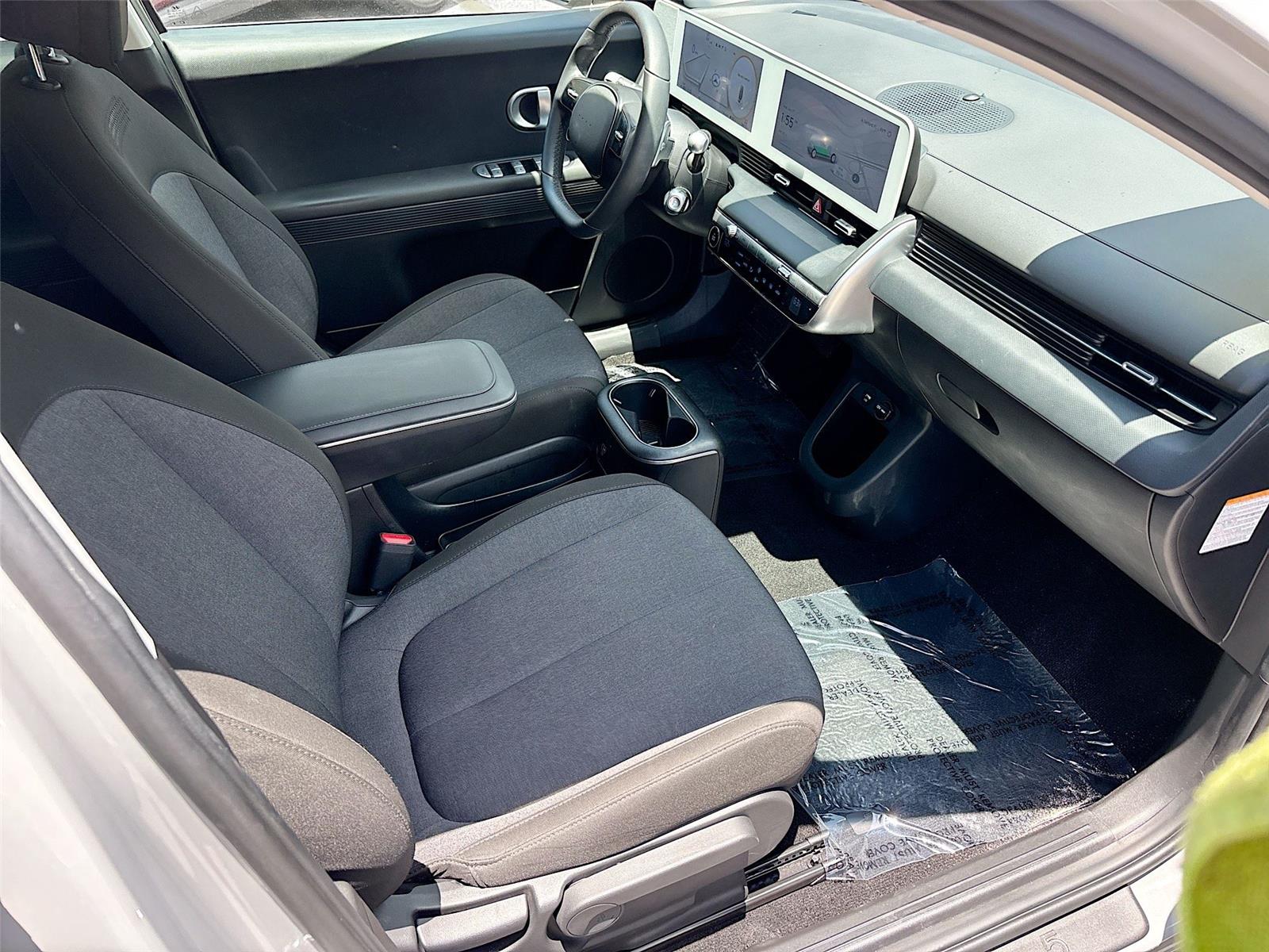 2024 Hyundai IONIQ 5 SE